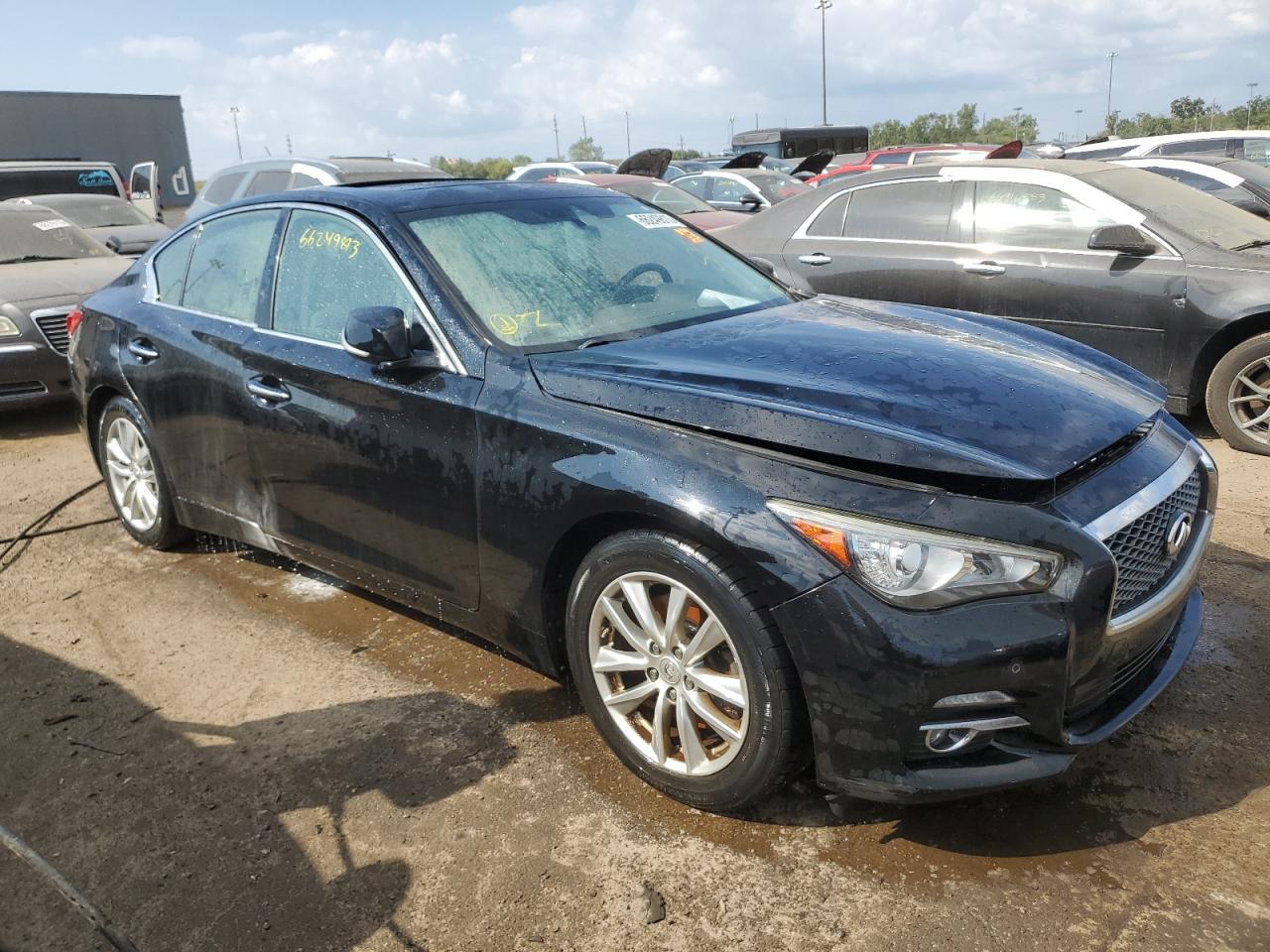 Photo 3 VIN: JN1BV7AR5FM399816 - INFINITI Q50 