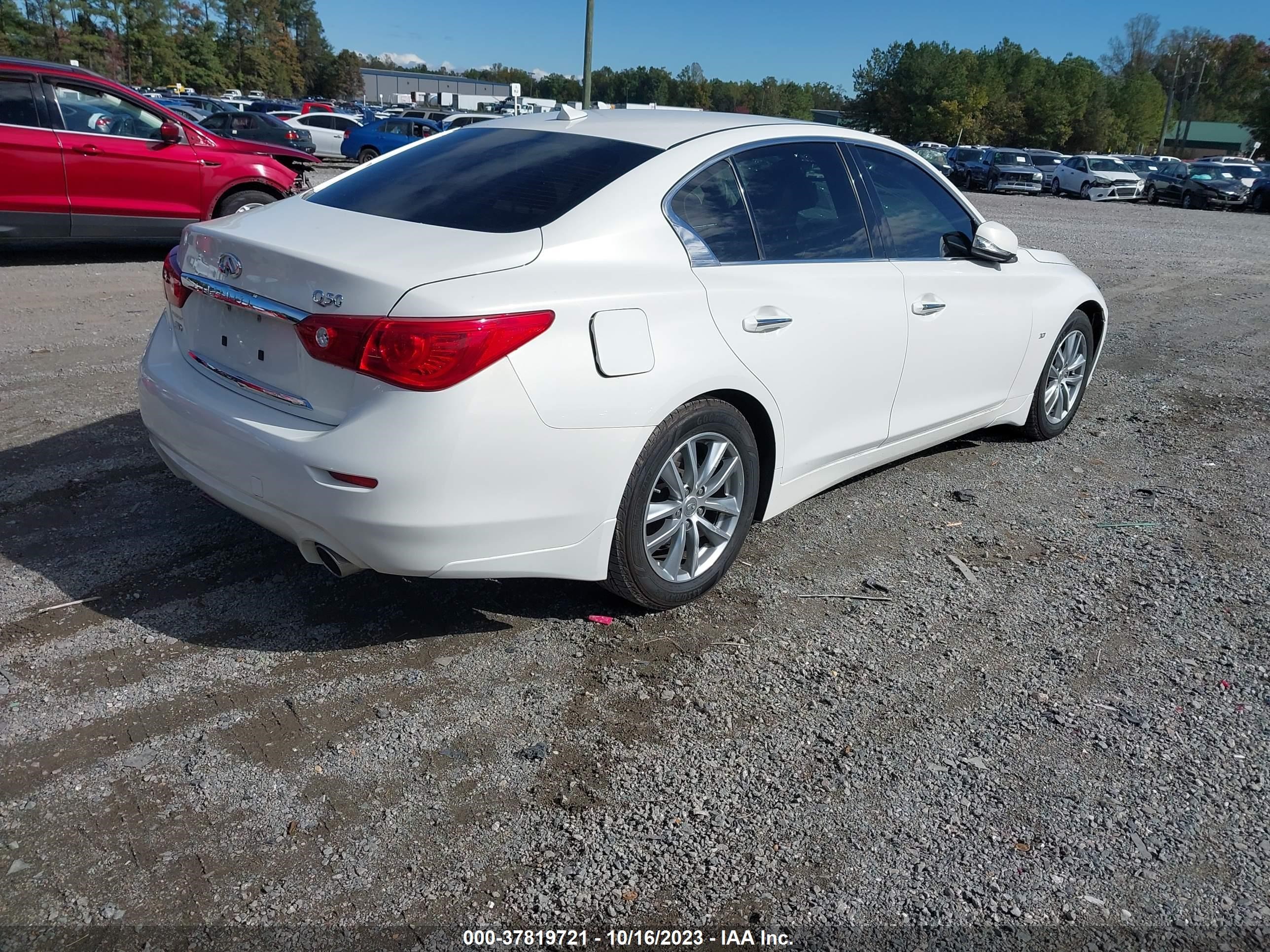 Photo 3 VIN: JN1BV7AR8EM686307 - INFINITI Q50 