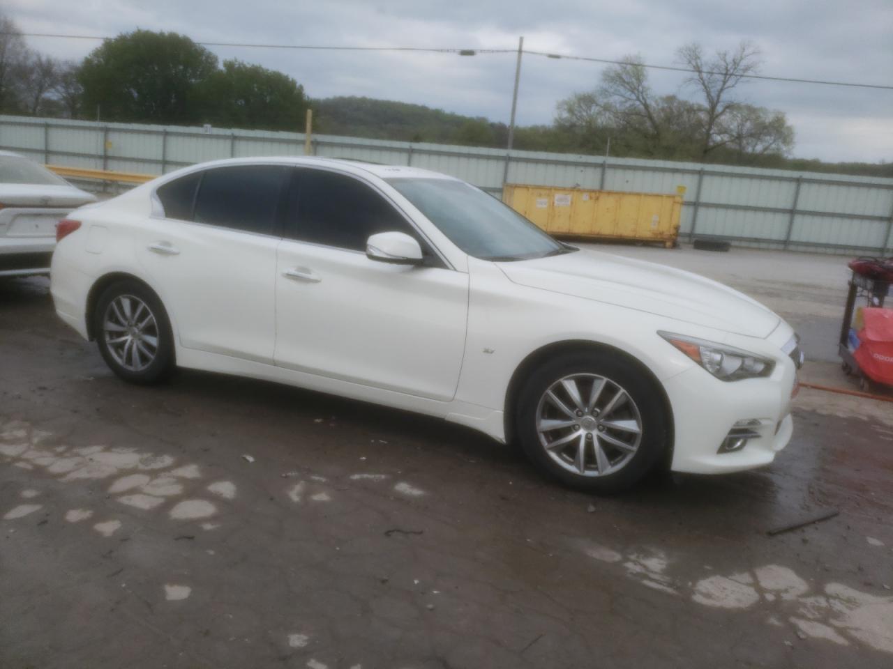 Photo 3 VIN: JN1BV7AR8FM411859 - INFINITI Q50 