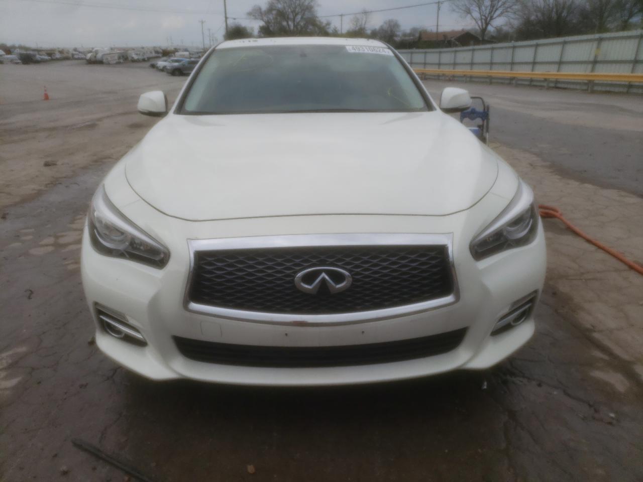 Photo 4 VIN: JN1BV7AR8FM411859 - INFINITI Q50 