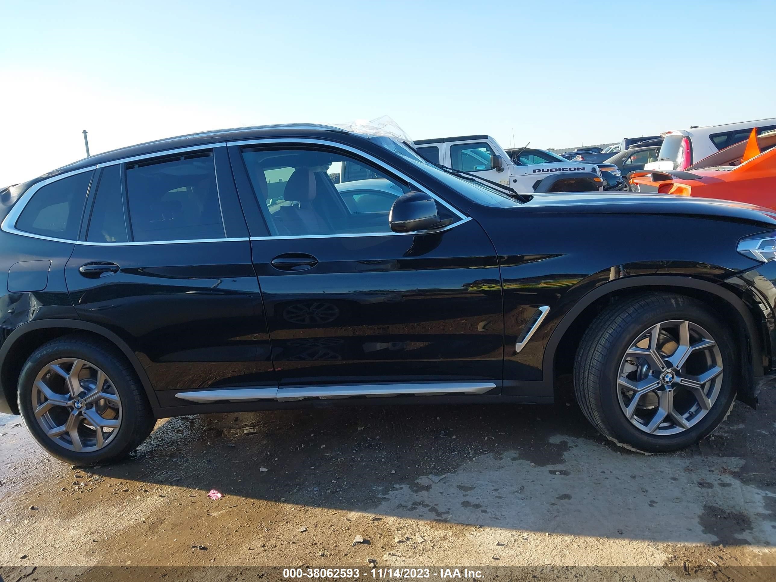 Photo 12 VIN: JN1BV7AR9EM706211 - BMW X3 