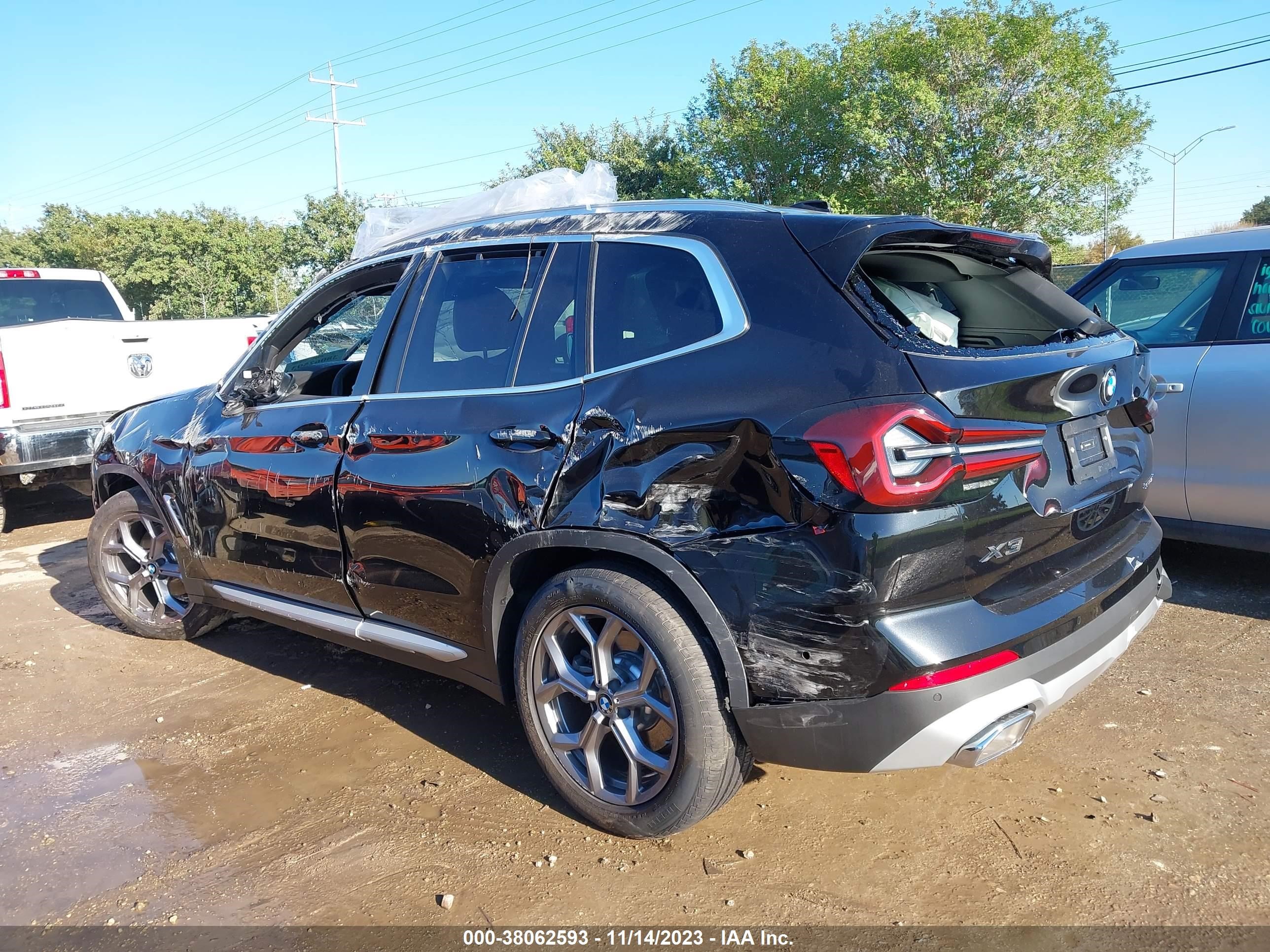 Photo 2 VIN: JN1BV7AR9EM706211 - BMW X3 