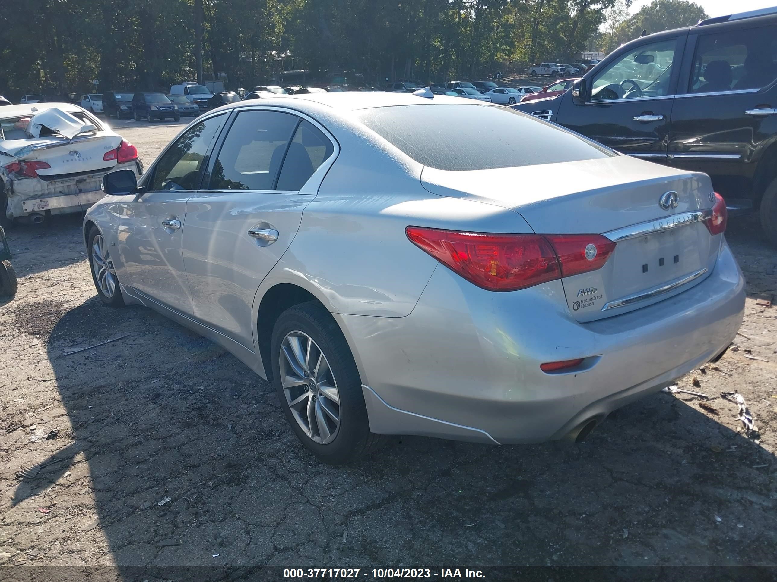 Photo 2 VIN: JN1BV7AR9FM397213 - INFINITI Q50 