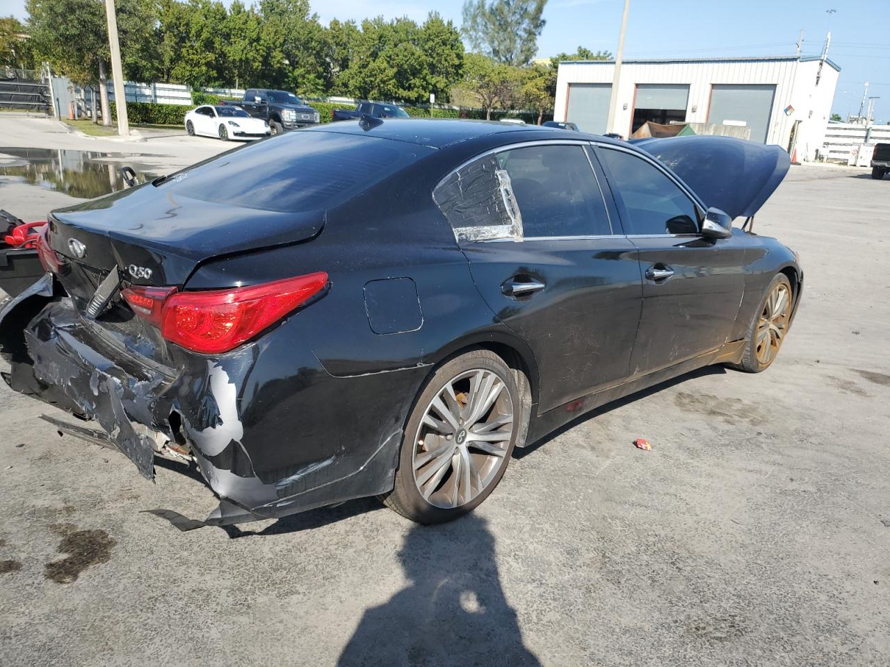 Photo 2 VIN: JN1BV7AR9FM404418 - INFINITI Q50 