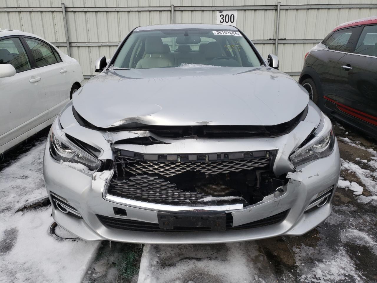 Photo 4 VIN: JN1BV7AR9FM414043 - INFINITI Q50 