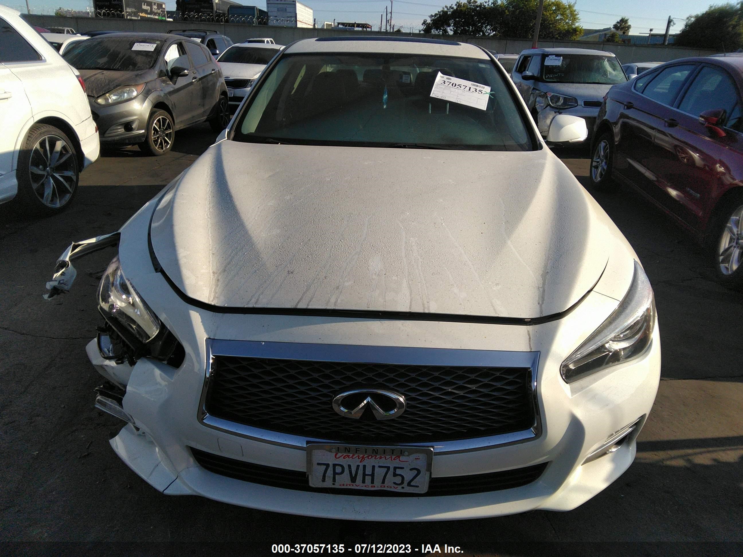 Photo 12 VIN: JN1BV7AR9FM415418 - INFINITI Q50 