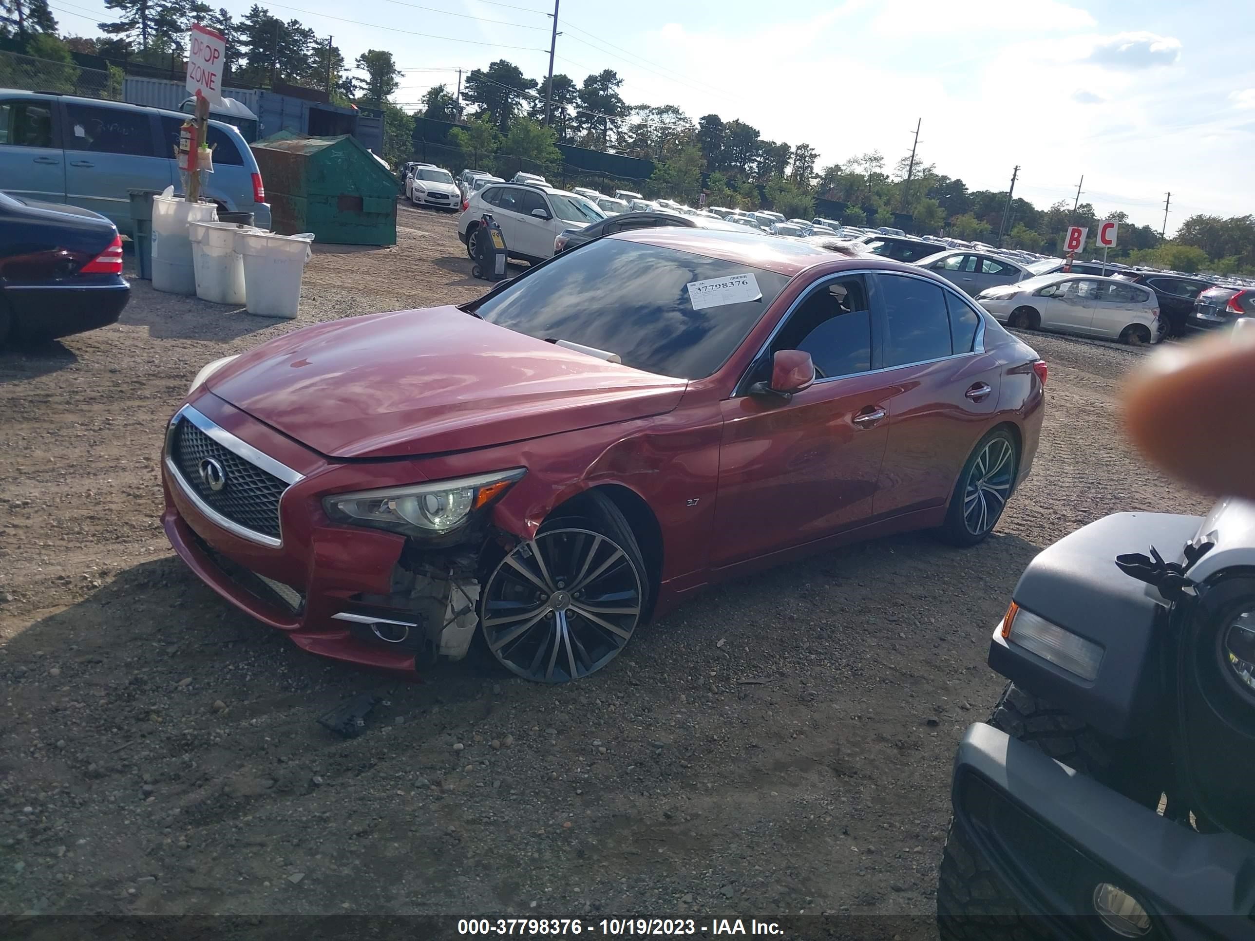 Photo 1 VIN: JN1BV7ARXEM684140 - INFINITI Q50 