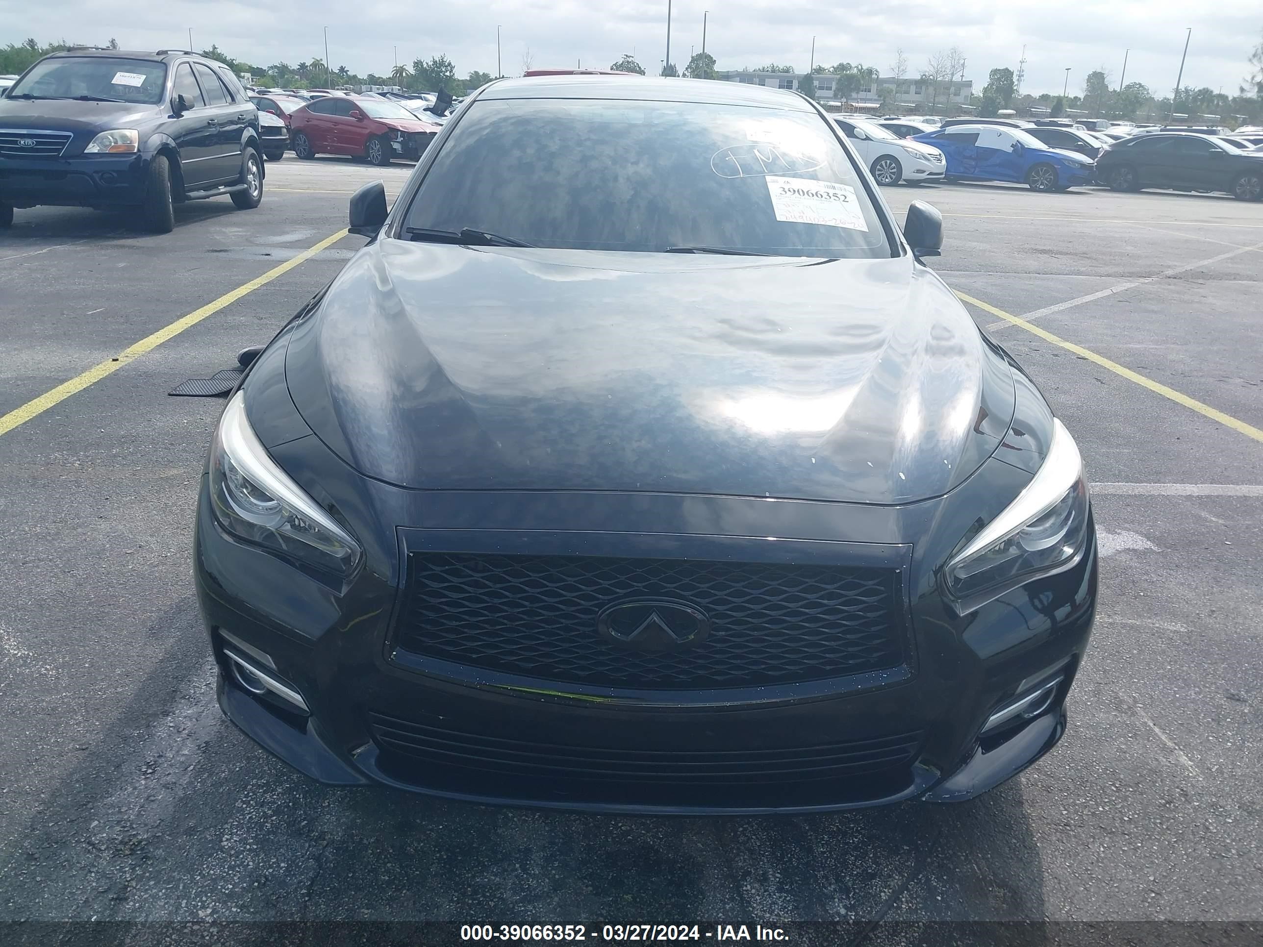 Photo 5 VIN: JN1BV7ARXFM399259 - INFINITI Q50 