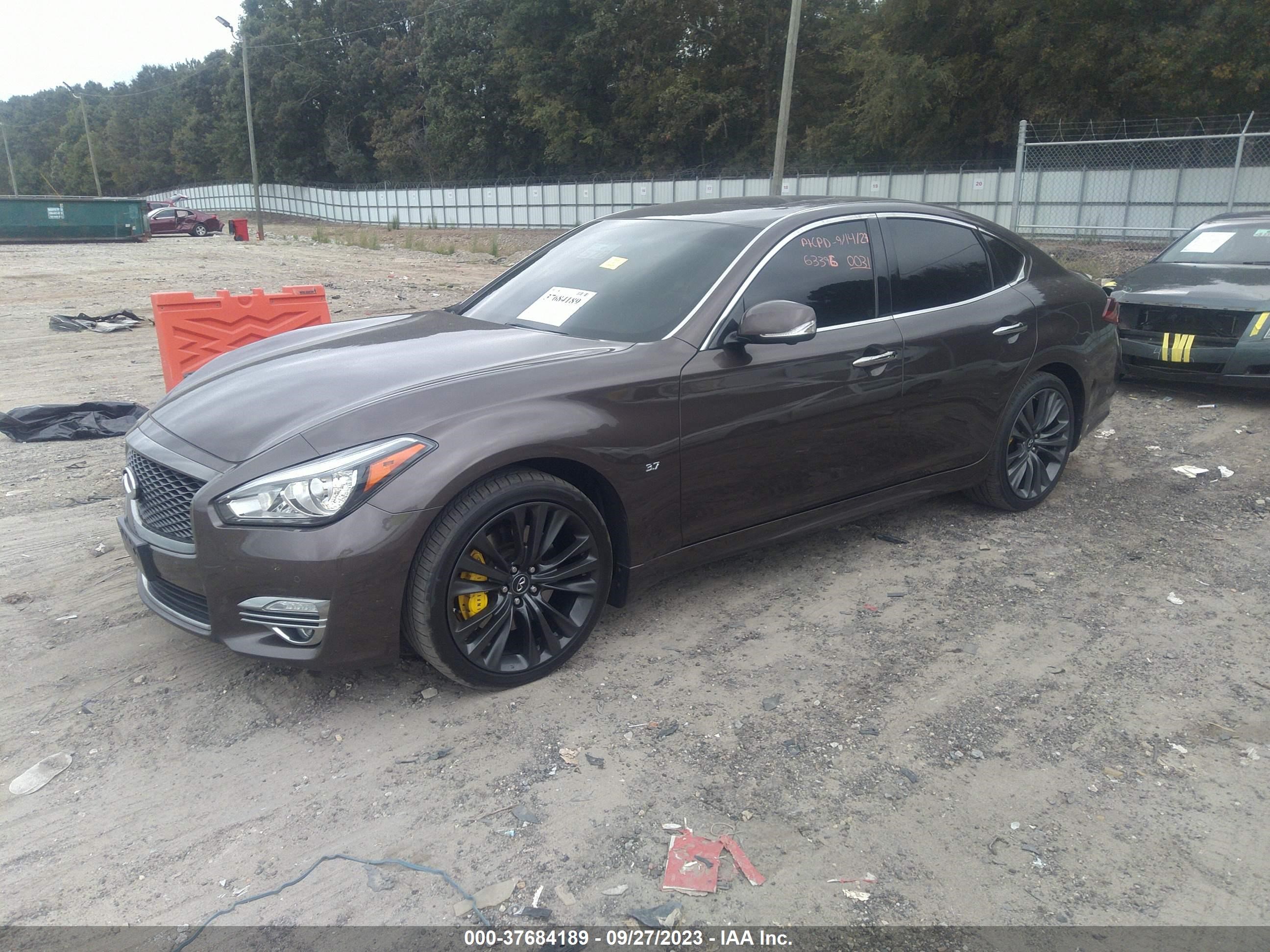 Photo 1 VIN: JN1BY1AP1GM220031 - INFINITI Q70 