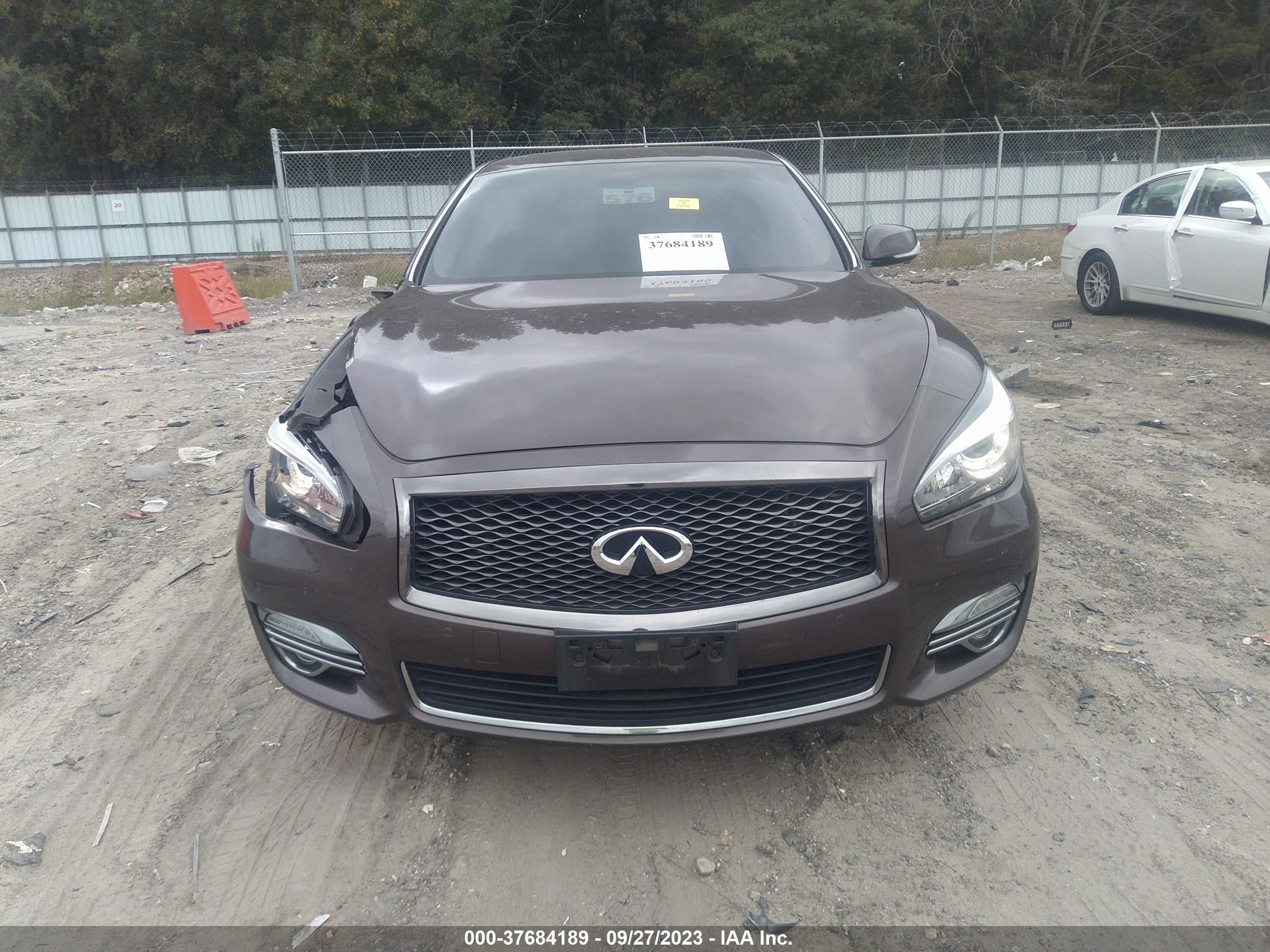 Photo 11 VIN: JN1BY1AP1GM220031 - INFINITI Q70 