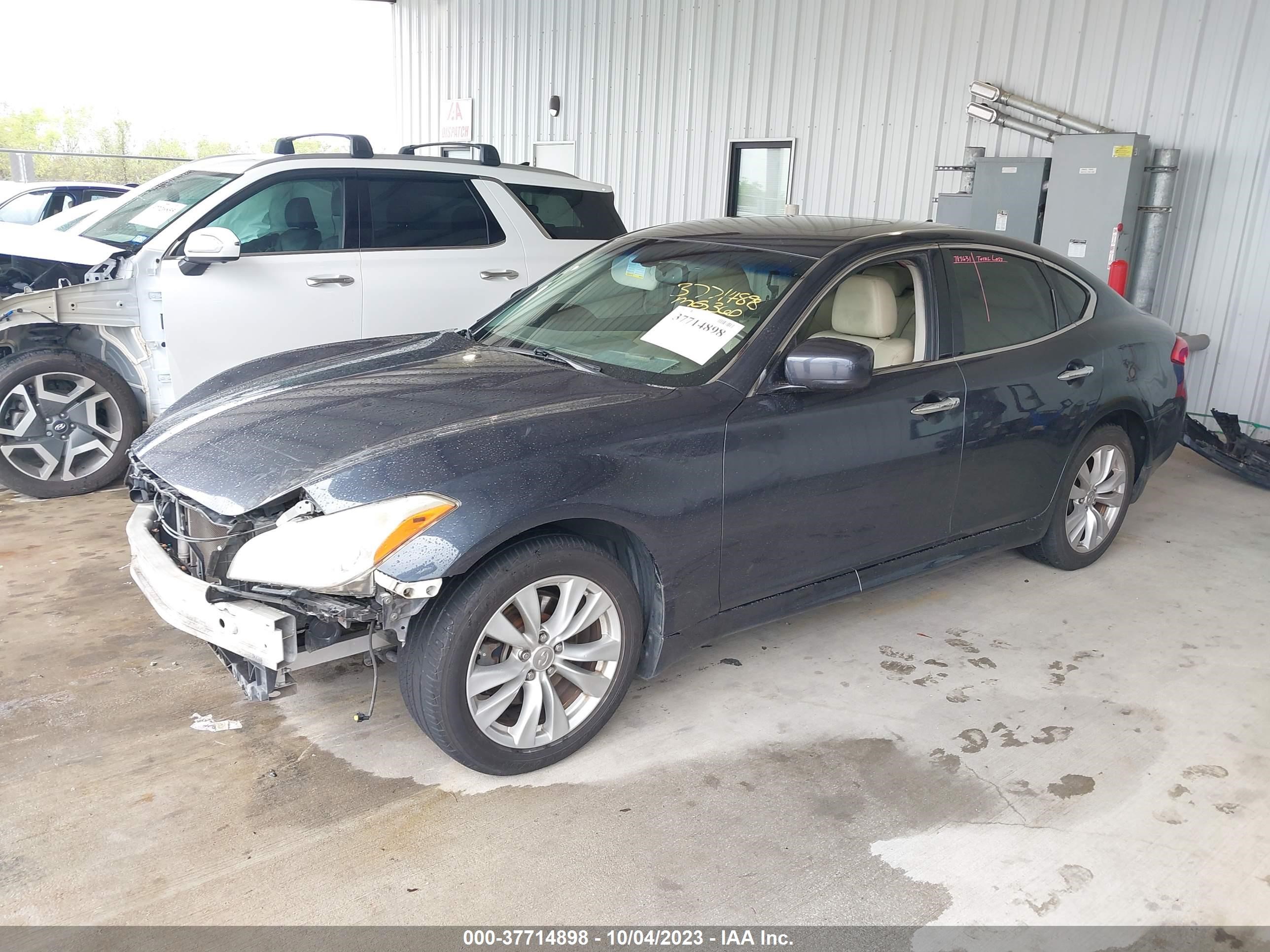 Photo 1 VIN: JN1BY1AP5BM321324 - INFINITI M 