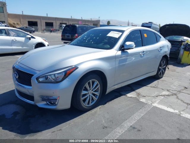 Photo 1 VIN: JN1BY1AP5JM181113 - INFINITI Q70 