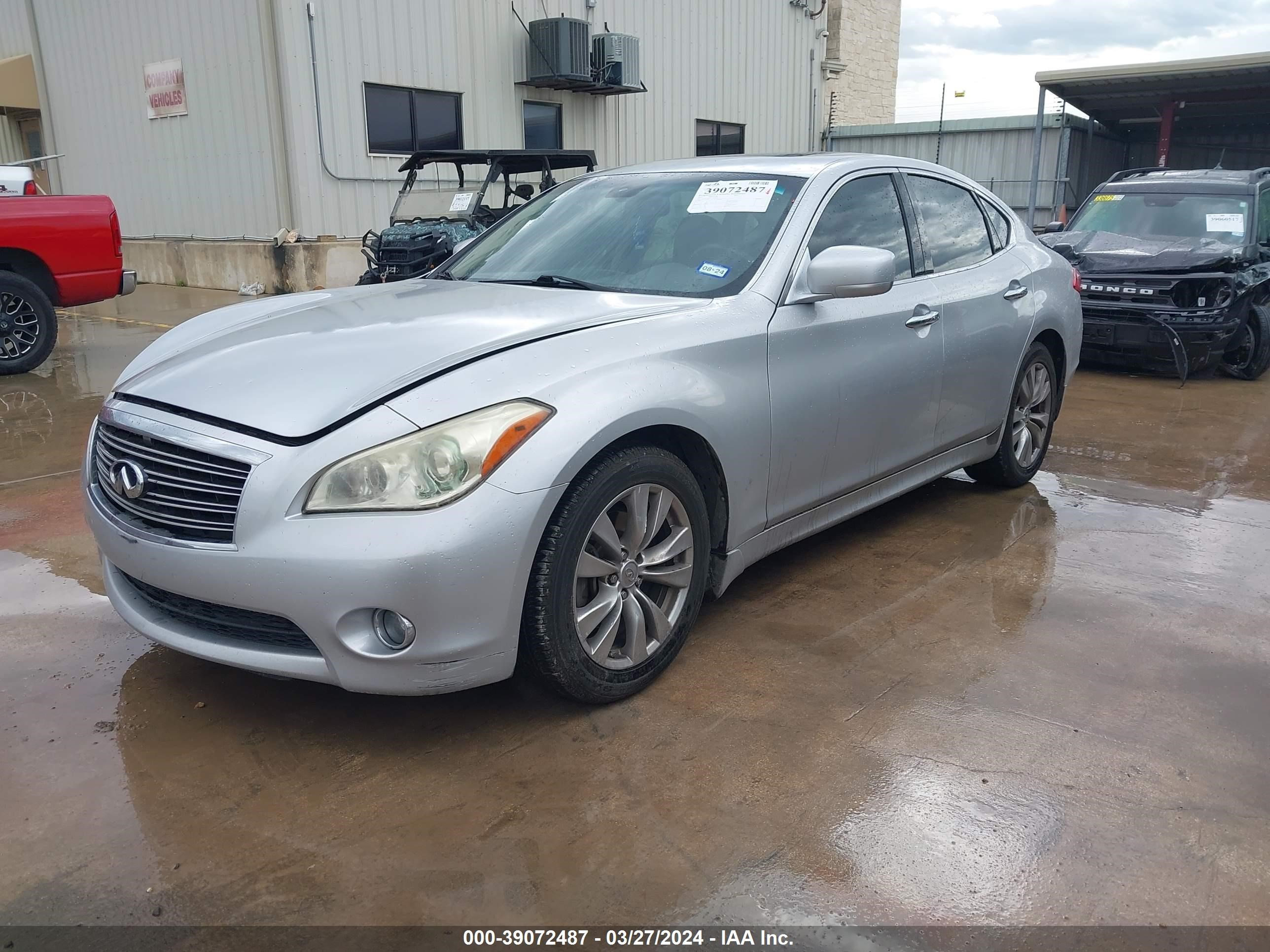 Photo 1 VIN: JN1BY1AP8CM331850 - INFINITI M 