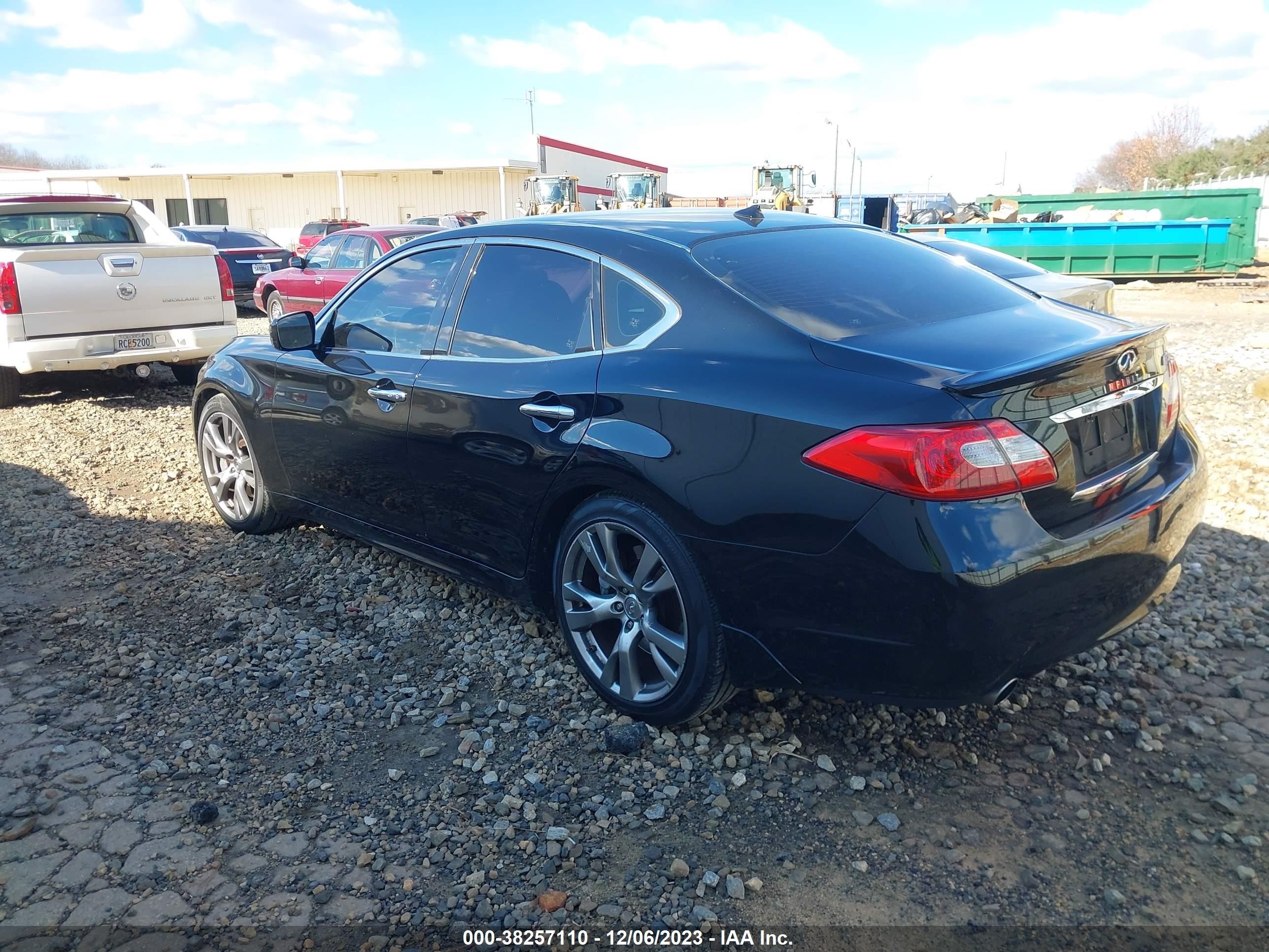 Photo 2 VIN: JN1BY1AP9BM323027 - INFINITI M 