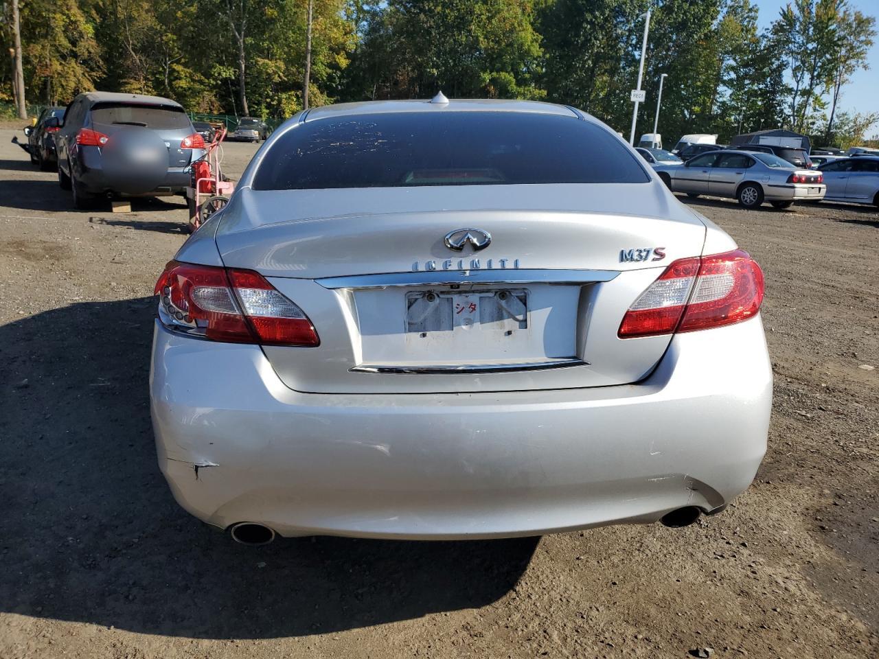 Photo 5 VIN: JN1BY1APXBM323540 - INFINITI M 