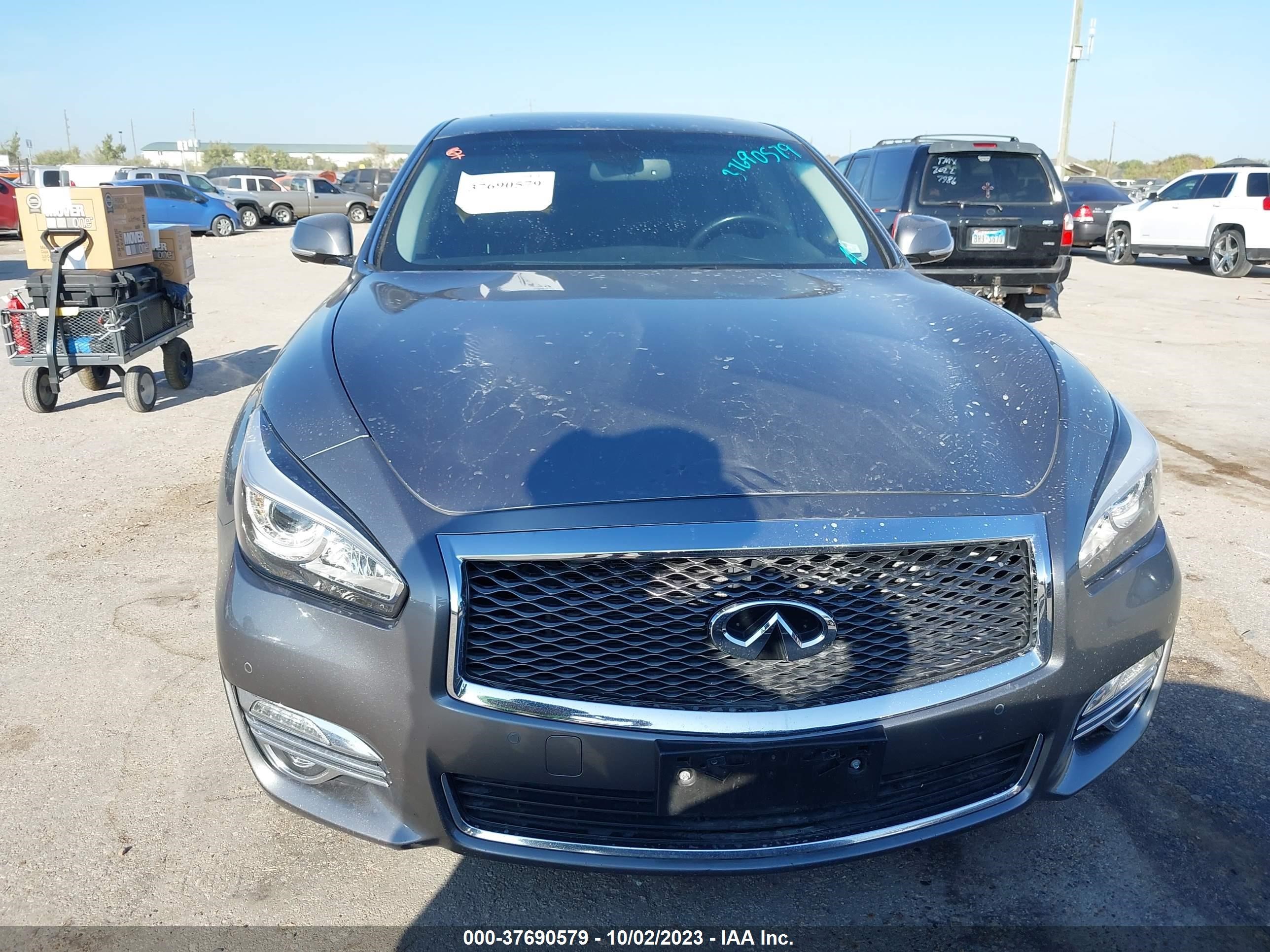 Photo 11 VIN: JN1BY1AR2FM560191 - INFINITI Q70 