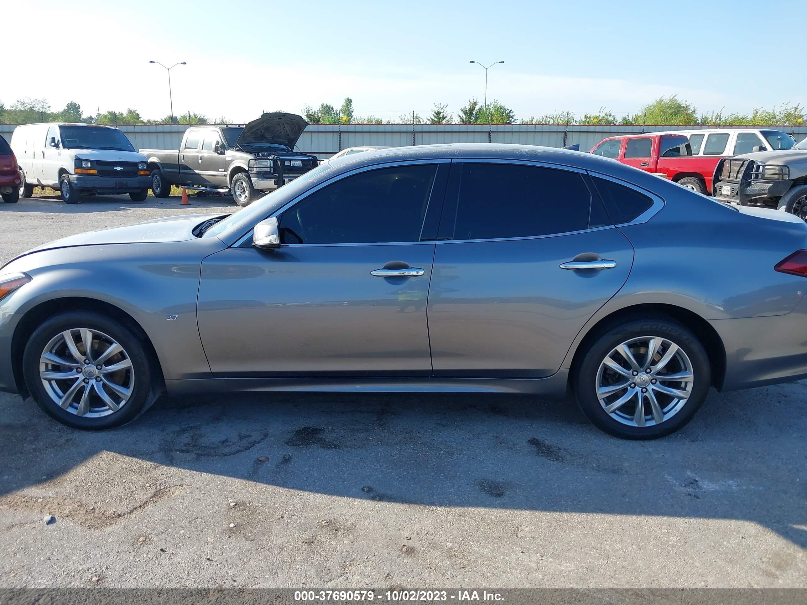 Photo 13 VIN: JN1BY1AR2FM560191 - INFINITI Q70 