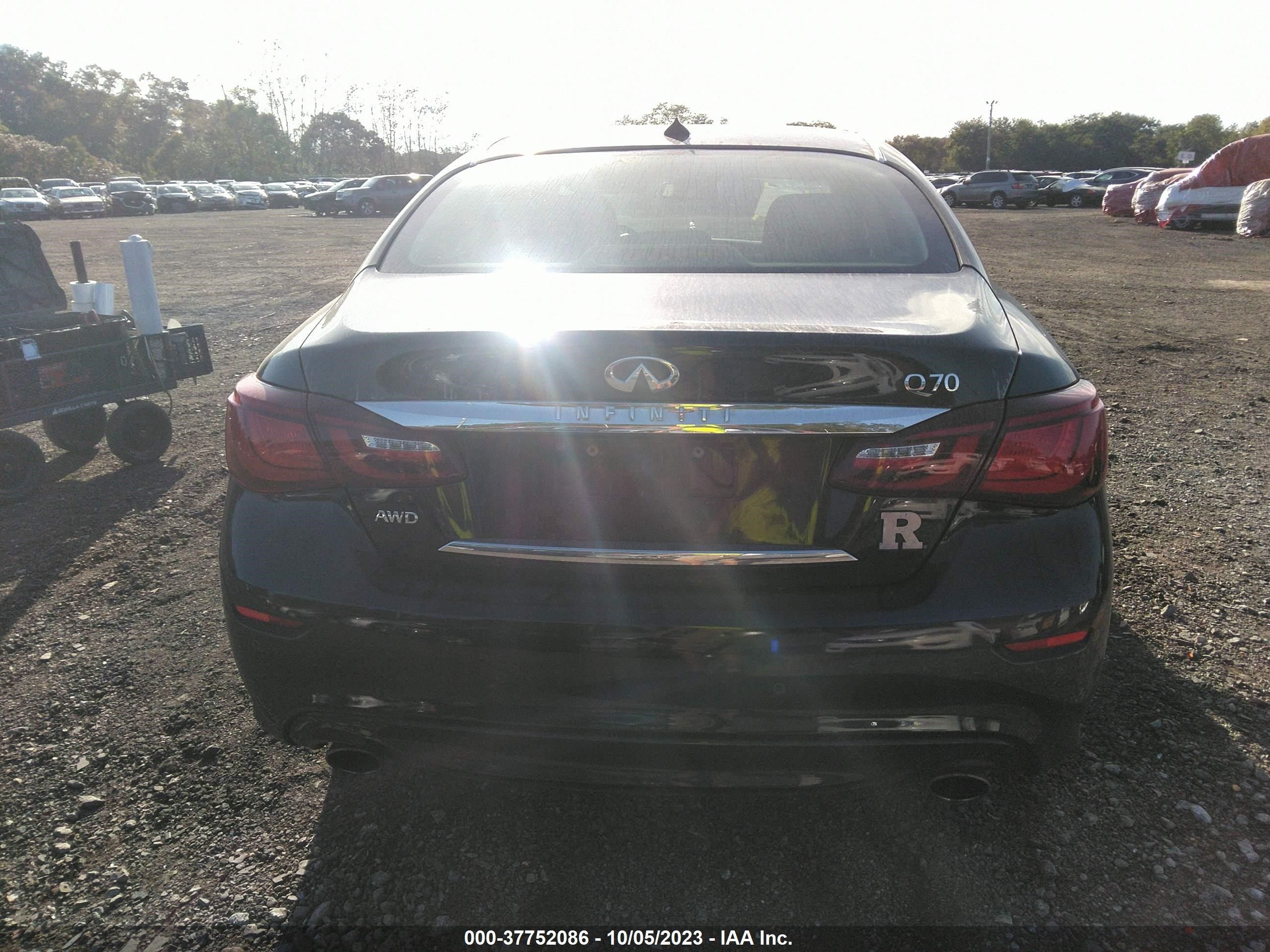 Photo 15 VIN: JN1BY1AR3FM562483 - INFINITI Q70 