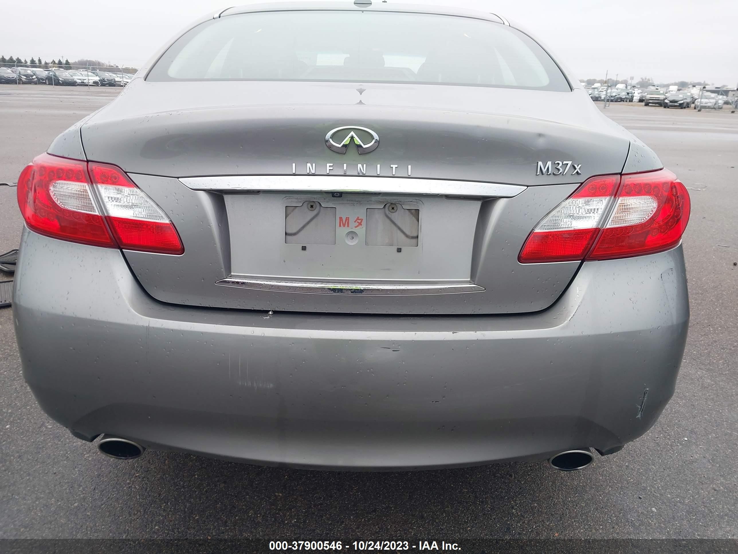 Photo 15 VIN: JN1BY1AR4BM375750 - INFINITI M 