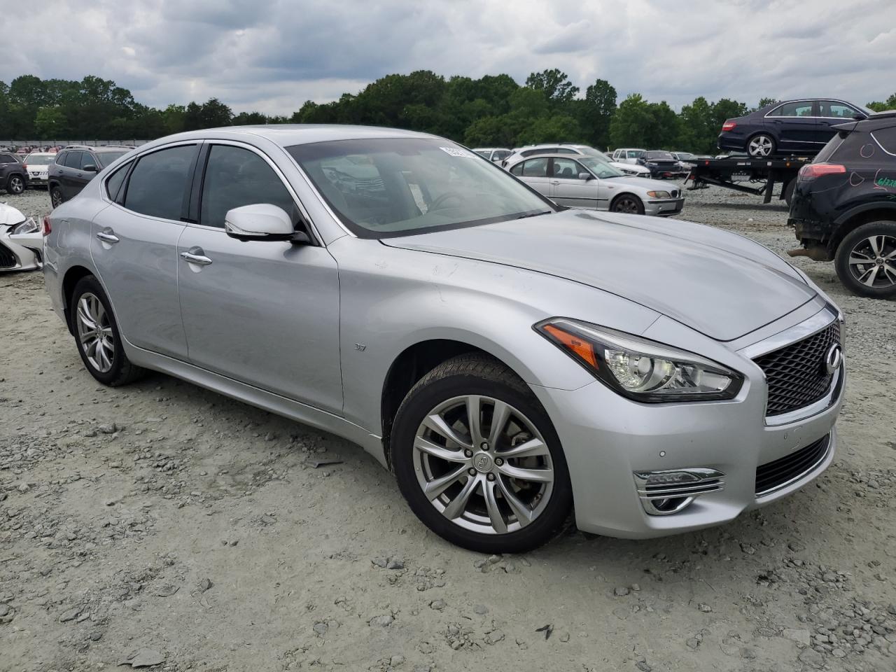 Photo 3 VIN: JN1BY1AR5GM270013 - INFINITI Q70 