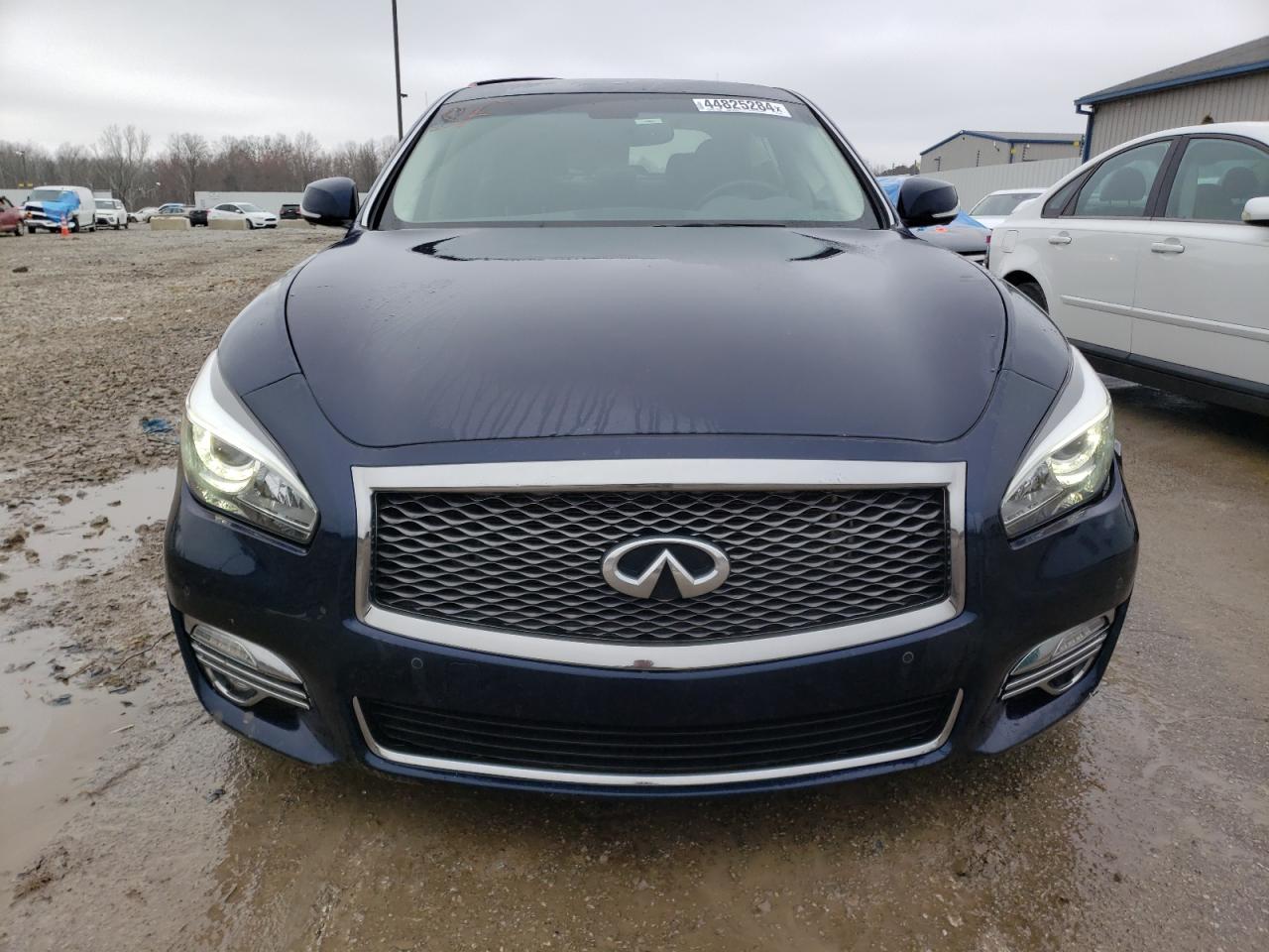 Photo 4 VIN: JN1BY1AR9KM585888 - INFINITI Q70 