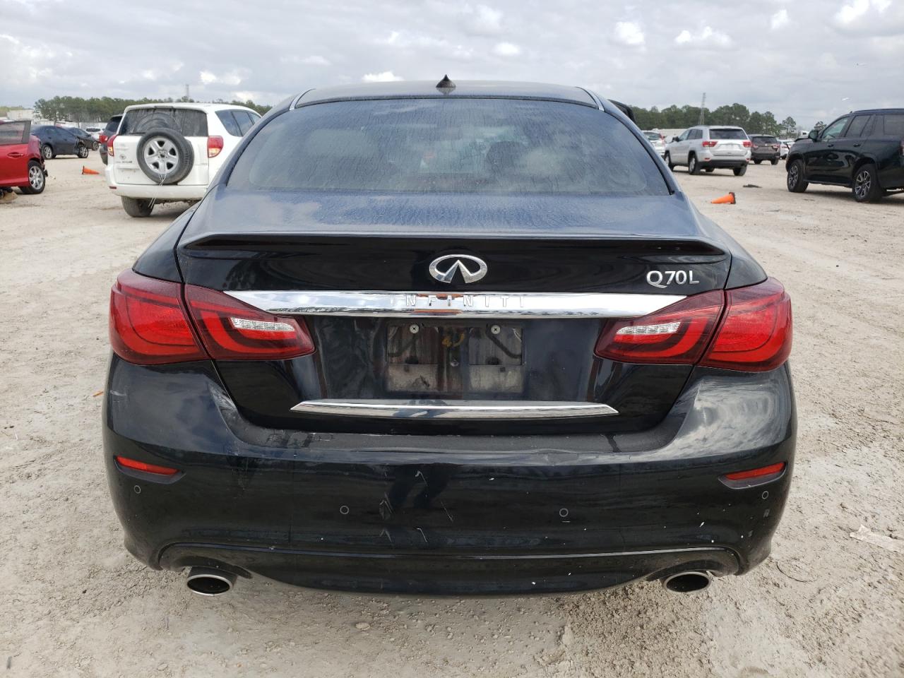 Photo 5 VIN: JN1BY1PP8KM685261 - INFINITI Q70 