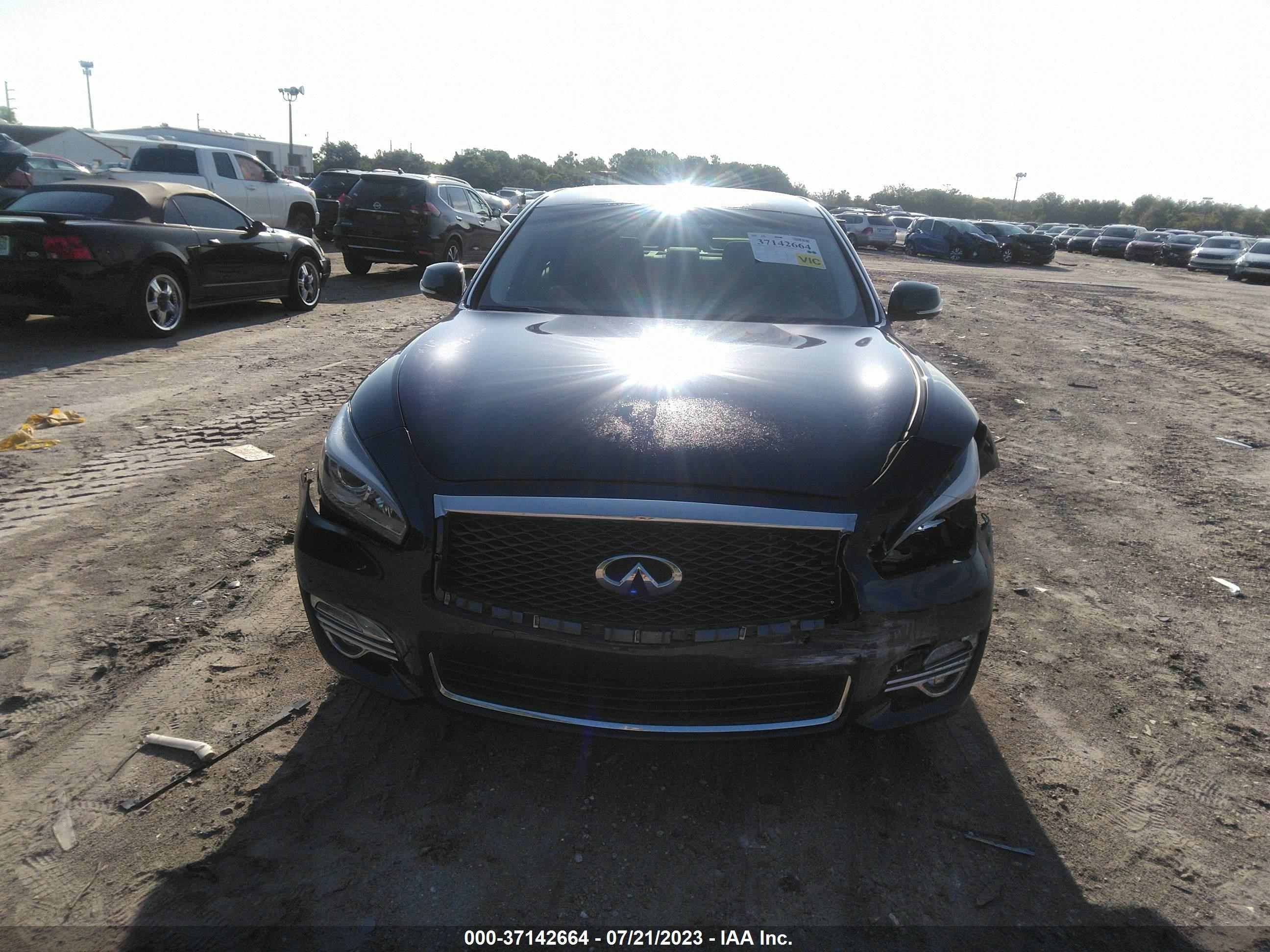 Photo 12 VIN: JN1BY1PPXKM685293 - INFINITI Q70 