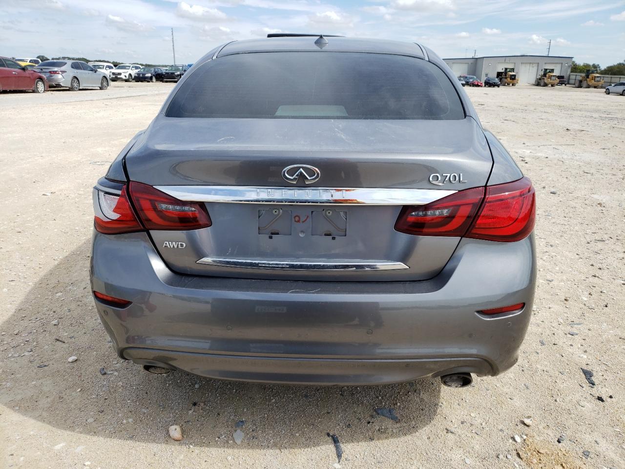 Photo 5 VIN: JN1BY1PR2KM725660 - INFINITI Q70 