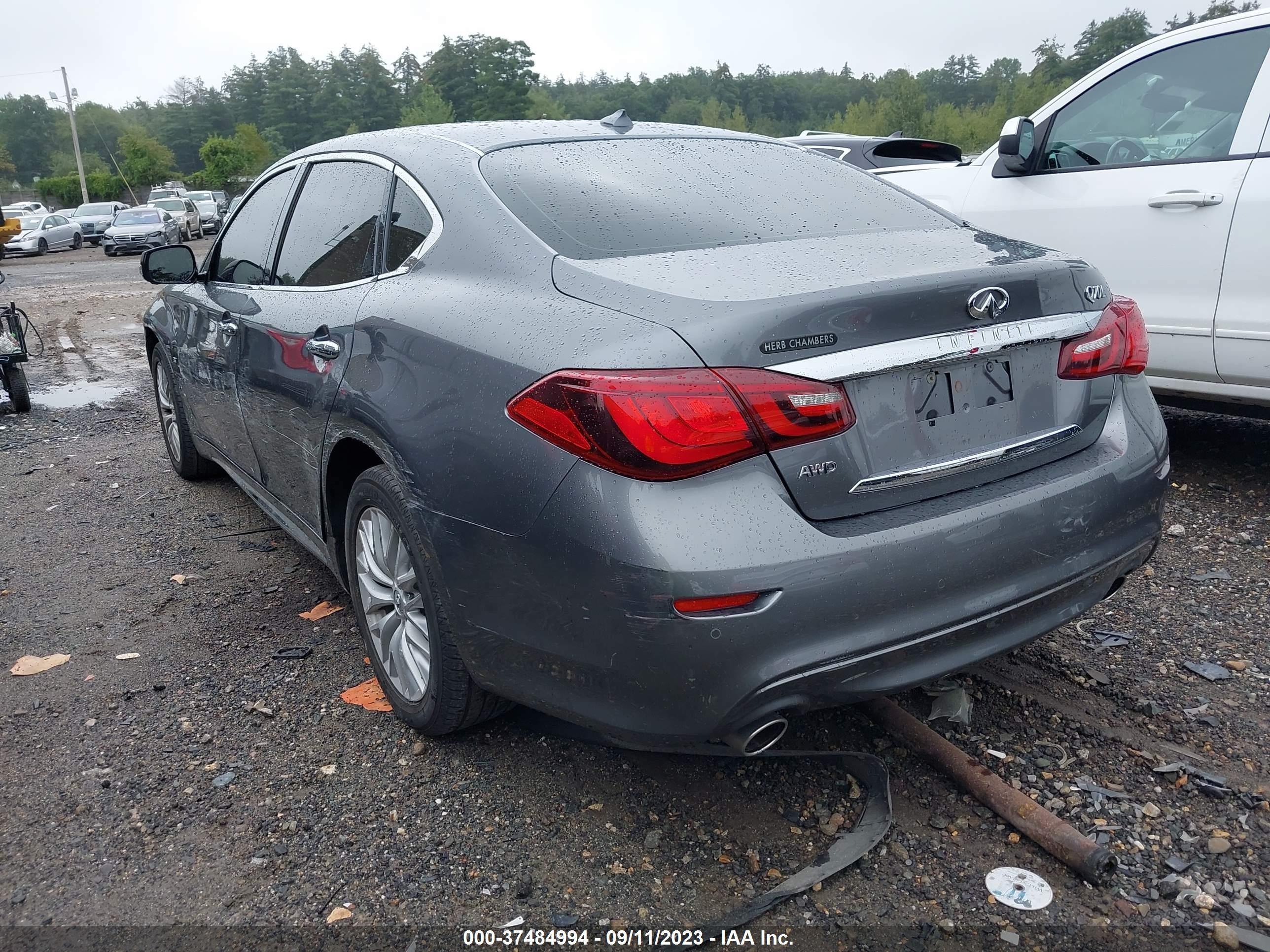 Photo 2 VIN: JN1BY1PR4GM720273 - INFINITI Q70 