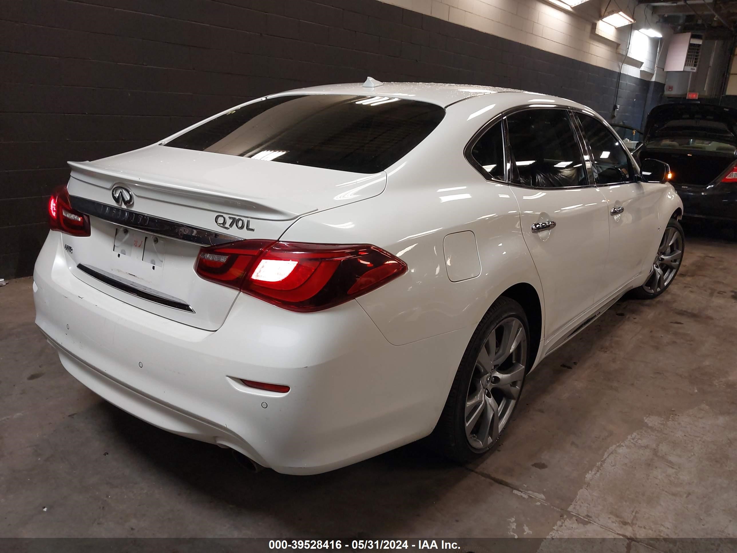 Photo 3 VIN: JN1BY1PR6KM725239 - INFINITI Q70 