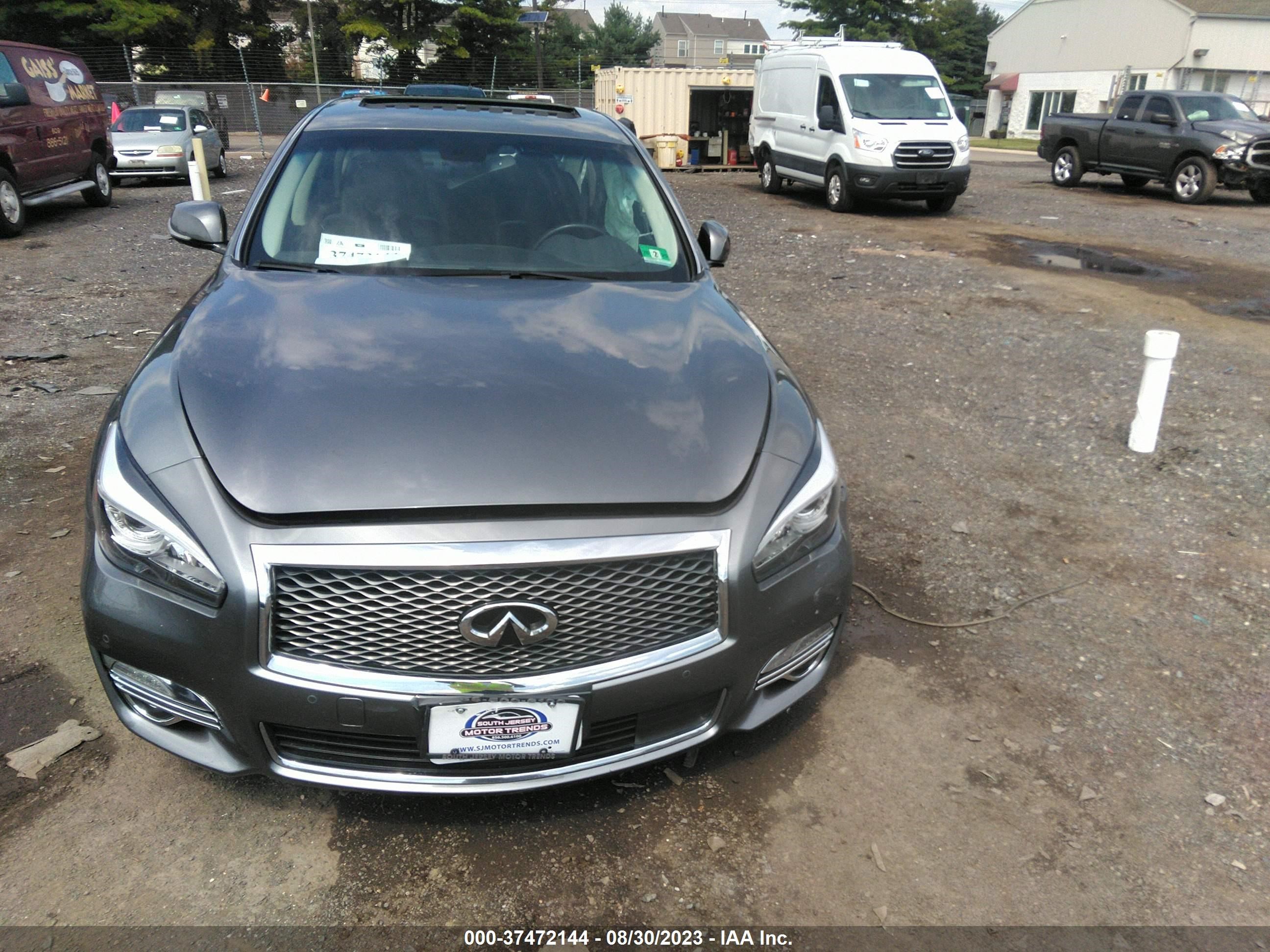 Photo 11 VIN: JN1BY1PRXFM831697 - INFINITI Q70 