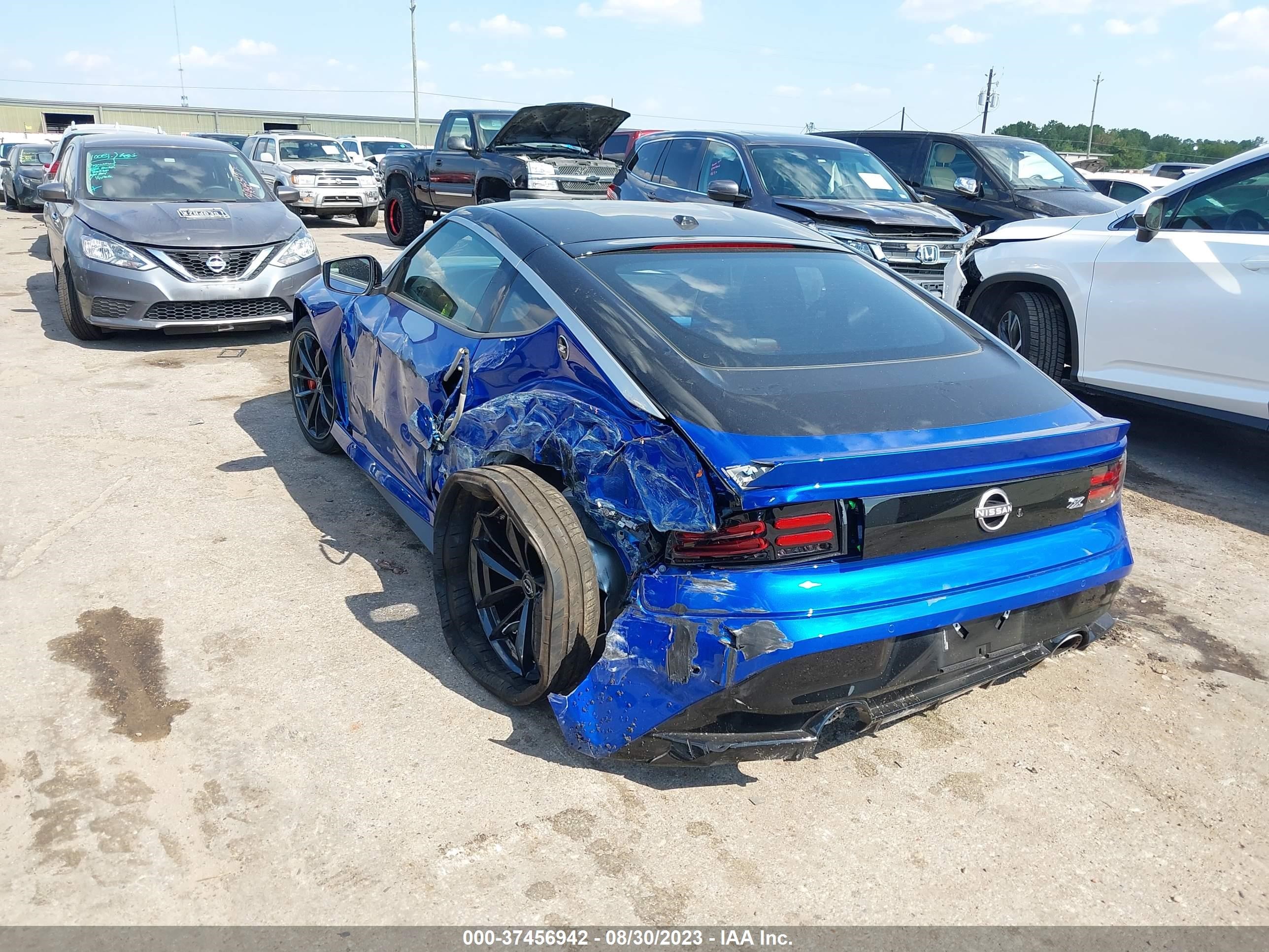 Photo 2 VIN: JN1BZ4BH6PM311527 - NISSAN Z 