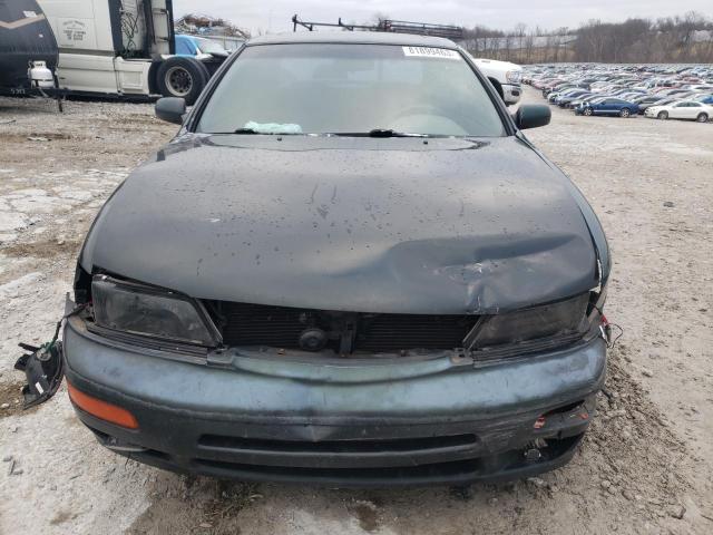 Photo 4 VIN: JN1CA21A3XT706632 - NISSAN MAXIMA 