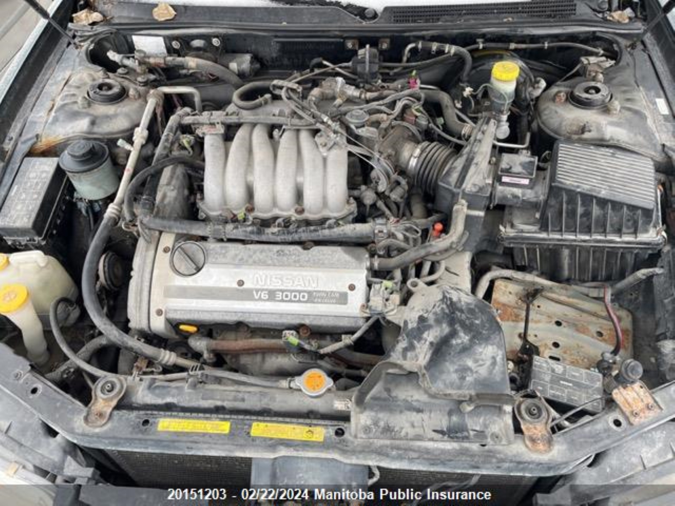 Photo 9 VIN: JN1CA21A8WT400668 - NISSAN MAXIMA 