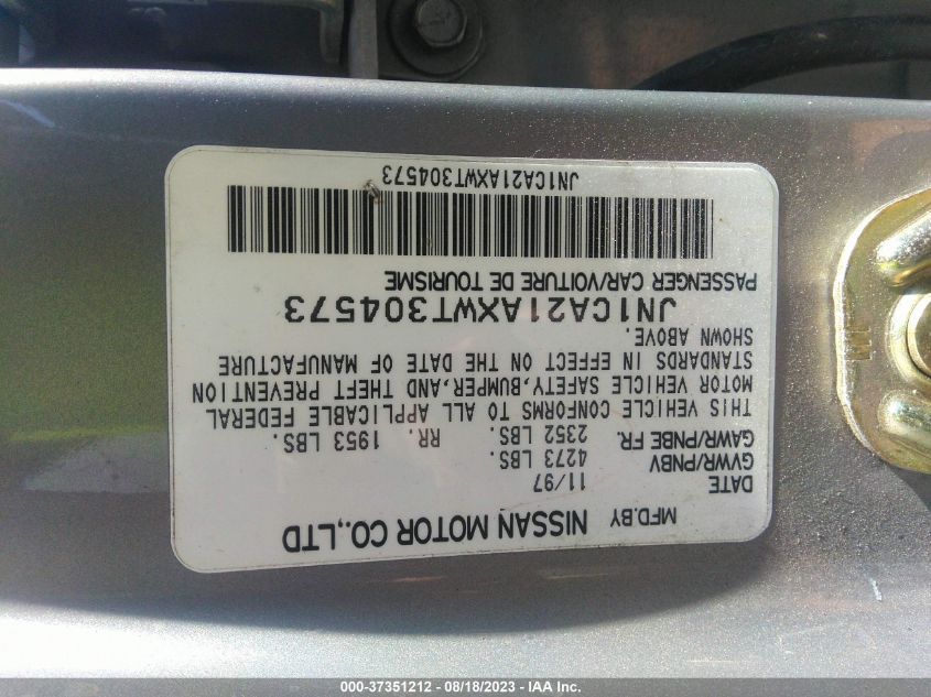 Photo 8 VIN: JN1CA21AXWT304573 - NISSAN MAXIMA 