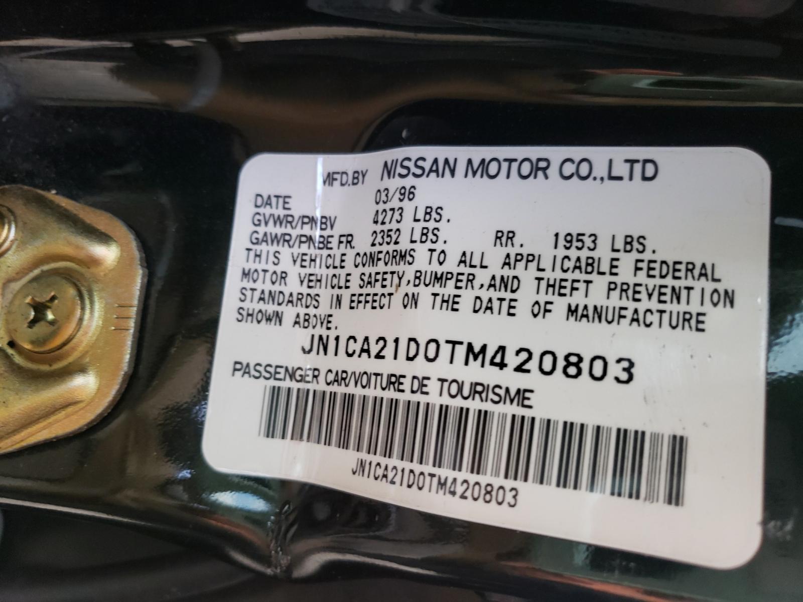 Photo 9 VIN: JN1CA21D0TM420803 - NISSAN MAXIMA GLE 