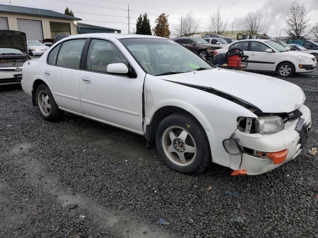 Photo 3 VIN: JN1CA21D0TT174521 - NISSAN MAXIMA 