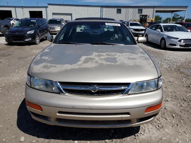 Photo 4 VIN: JN1CA21D1VT829885 - NISSAN MAXIMA GLE 