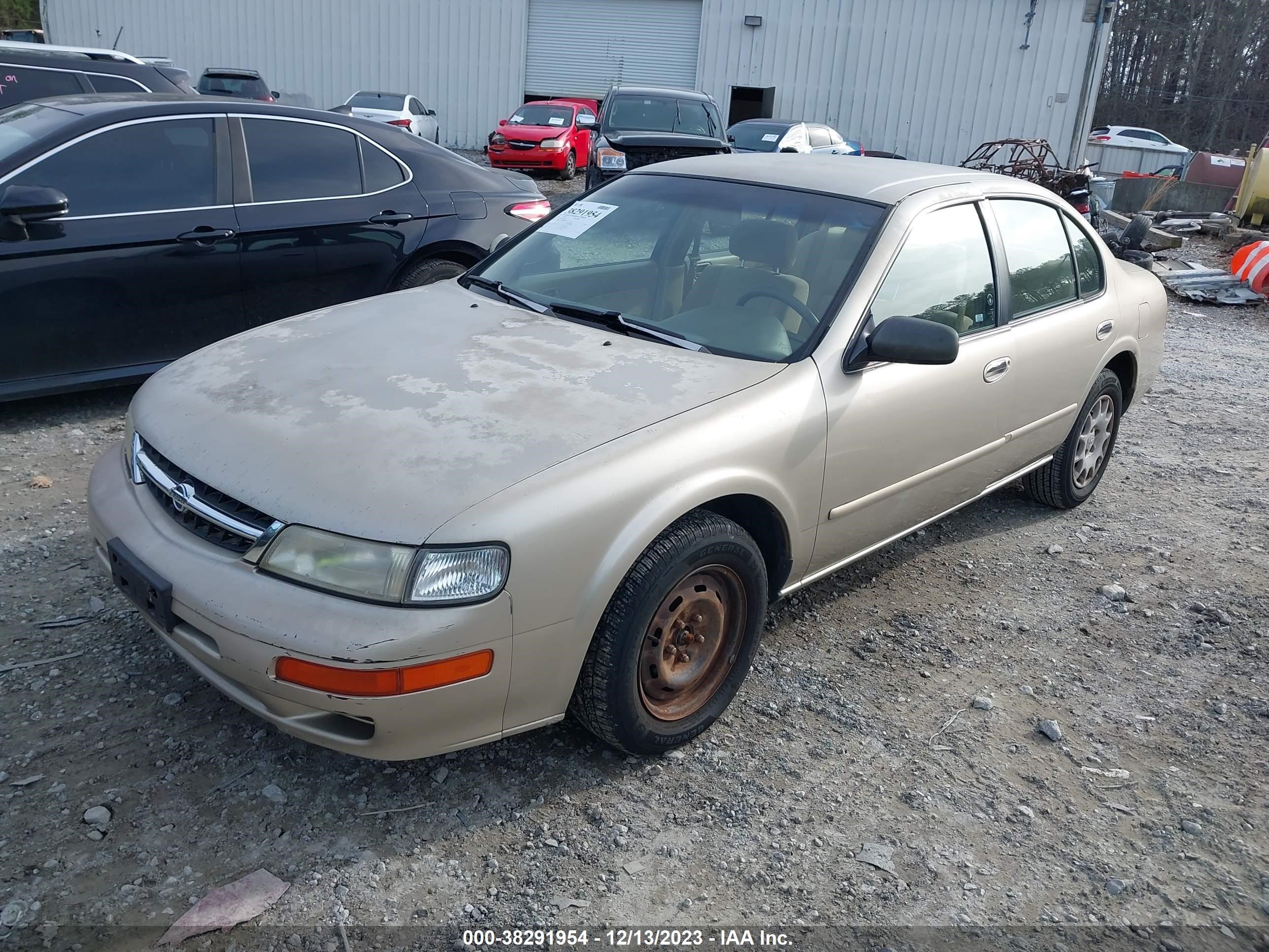 Photo 1 VIN: JN1CA21D1XM418399 - NISSAN MAXIMA 