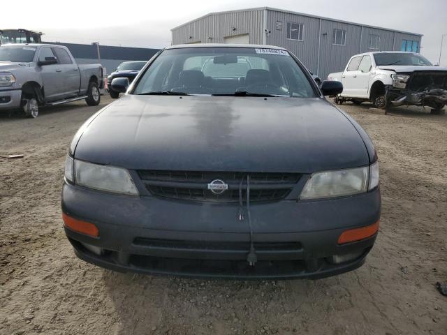 Photo 4 VIN: JN1CA21D3VT837132 - NISSAN MAXIMA GLE 