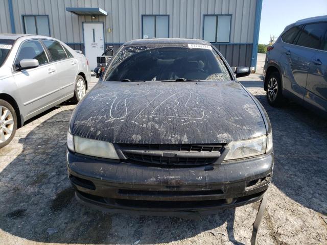 Photo 4 VIN: JN1CA21D3WT608967 - NISSAN MAXIMA GLE 