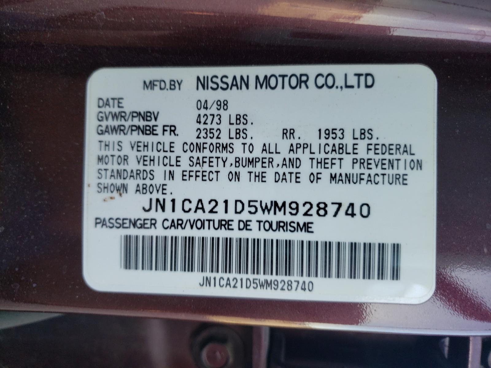 Photo 9 VIN: JN1CA21D5WM928740 - NISSAN MAXIMA GLE 