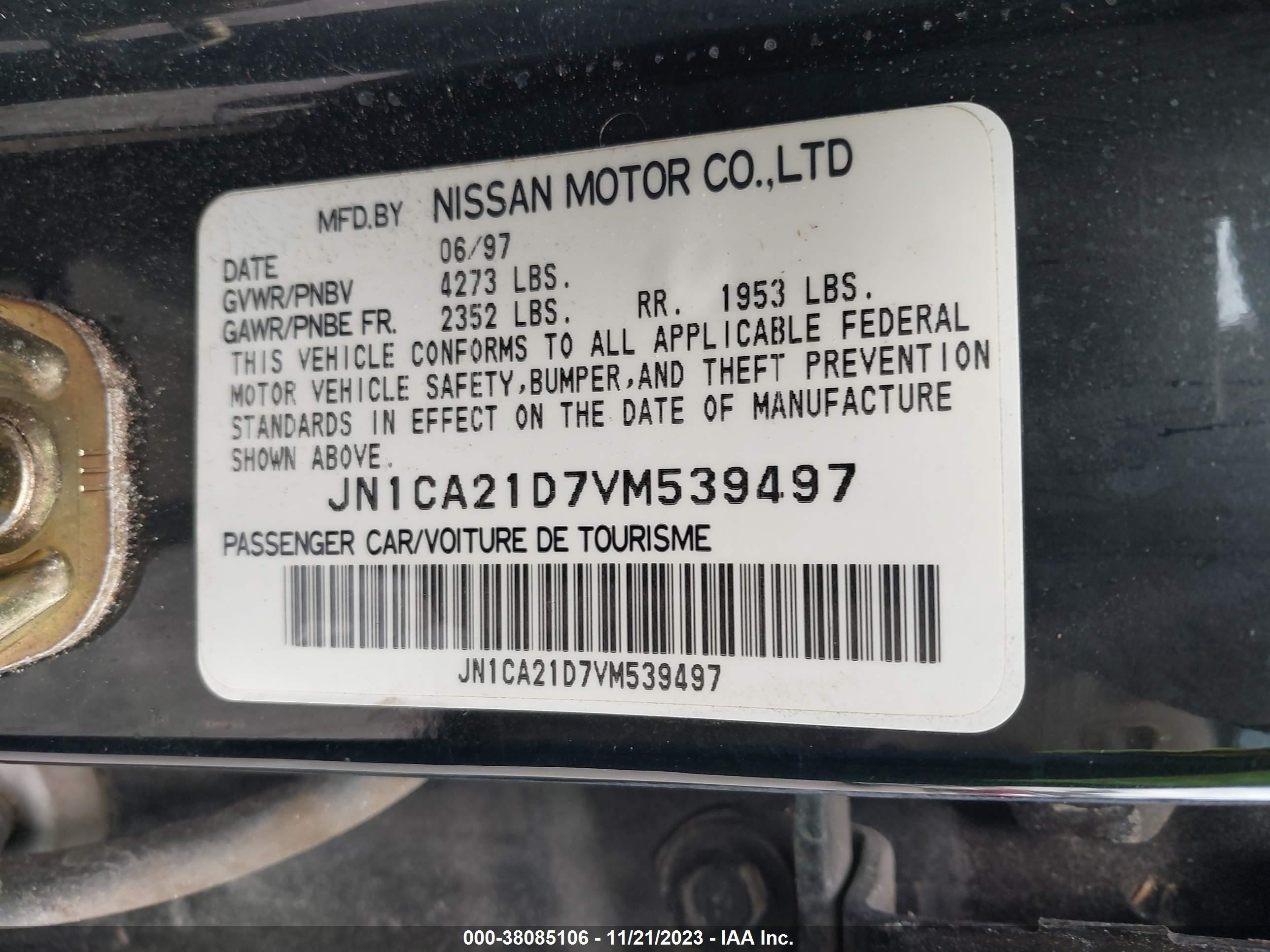 Photo 8 VIN: JN1CA21D7VM539497 - NISSAN MAXIMA 