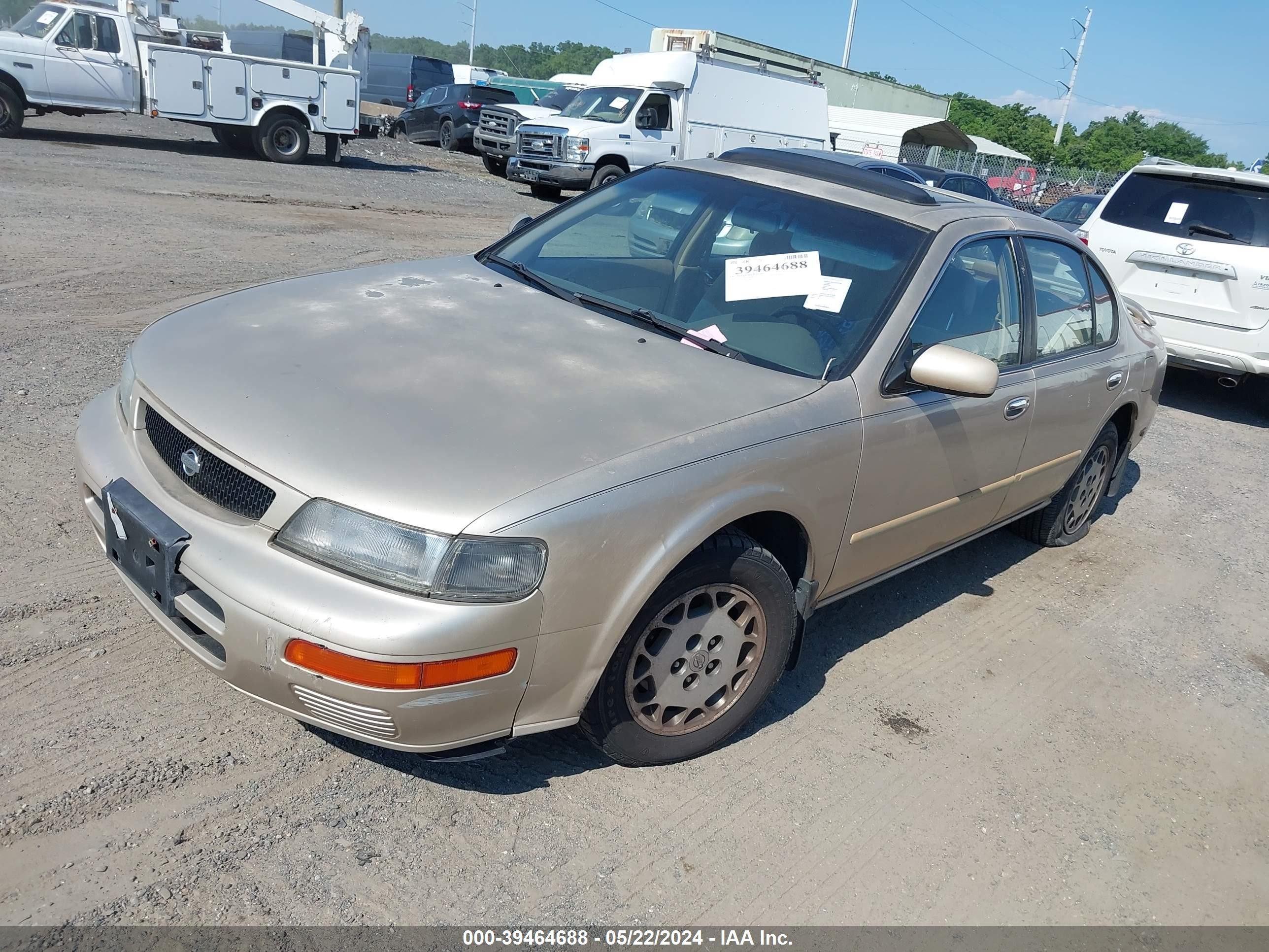 Photo 1 VIN: JN1CA21D8ST006124 - NISSAN MAXIMA 