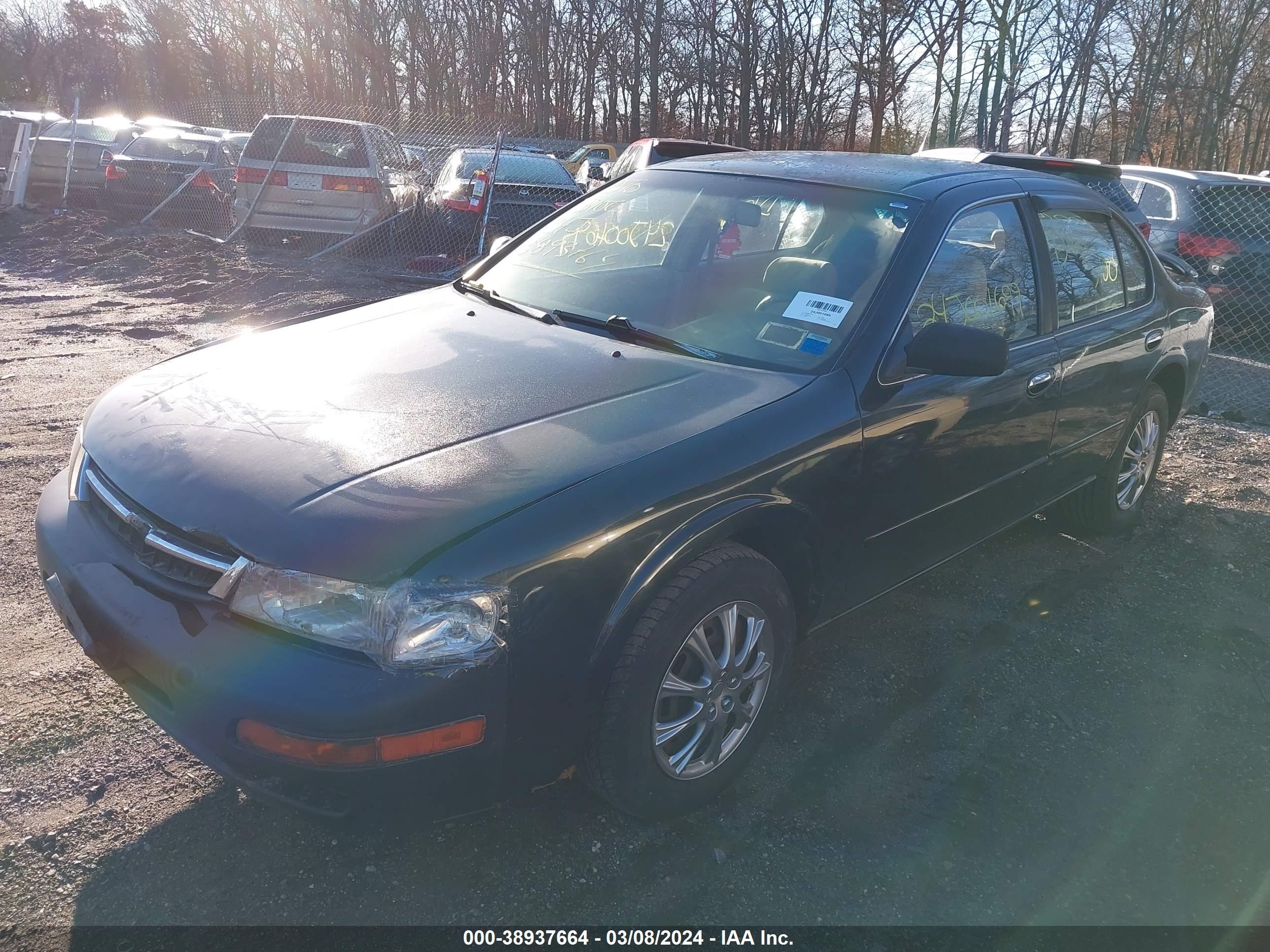 Photo 1 VIN: JN1CA21D8VM518707 - NISSAN MAXIMA 