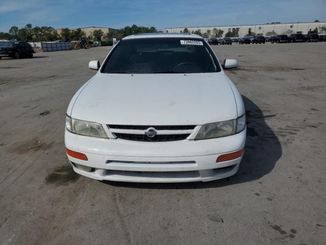 Photo 4 VIN: JN1CA21D8VT820472 - NISSAN MAXIMA GLE 