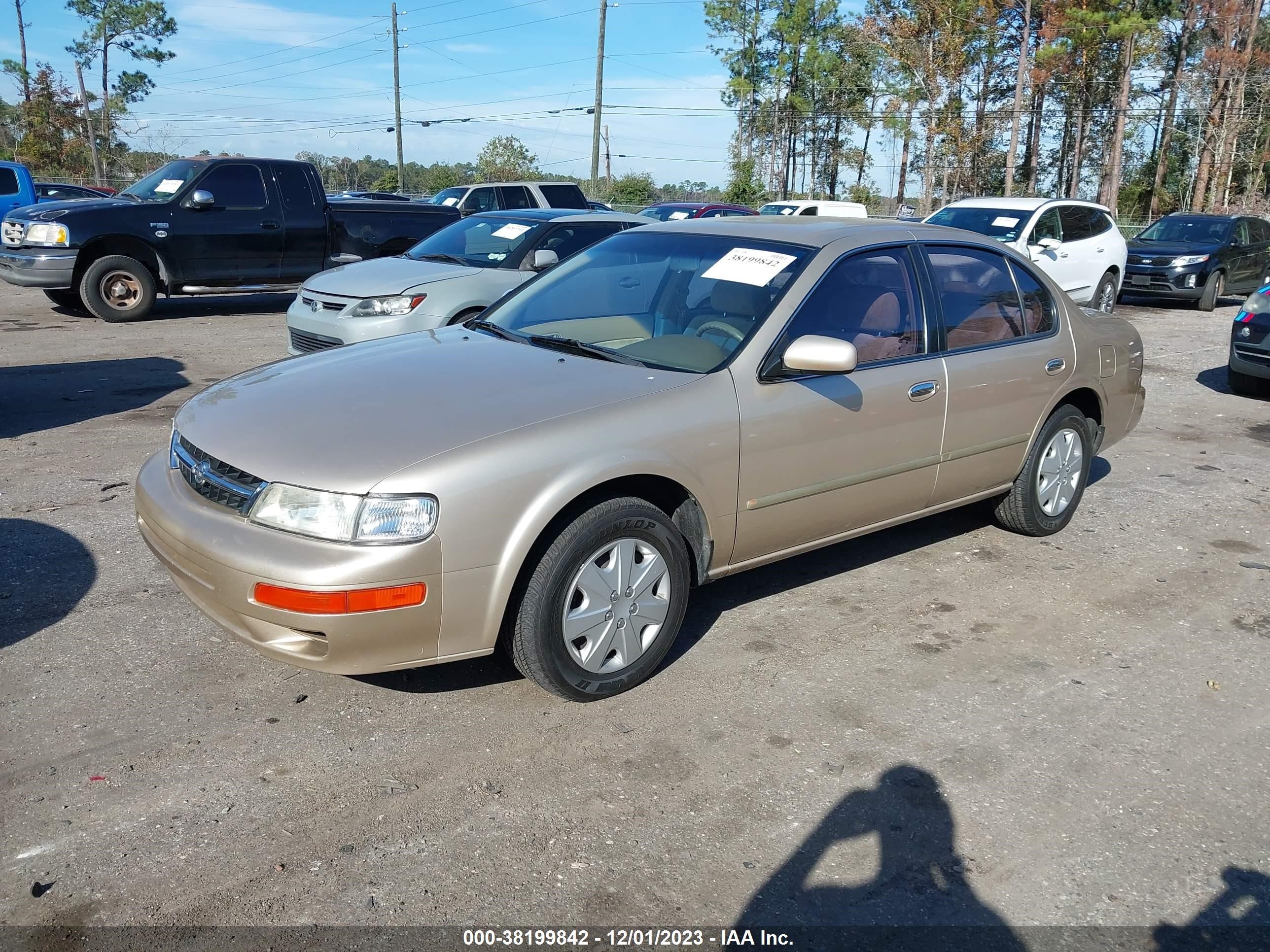 Photo 1 VIN: JN1CA21D8WM928084 - NISSAN MAXIMA 