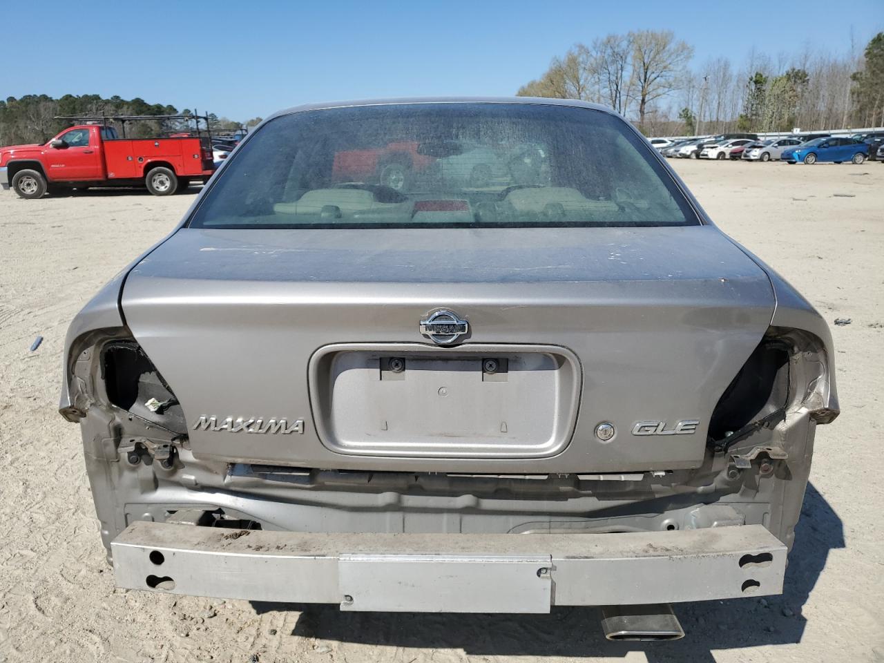 Photo 5 VIN: JN1CA31A01T110908 - NISSAN MAXIMA 