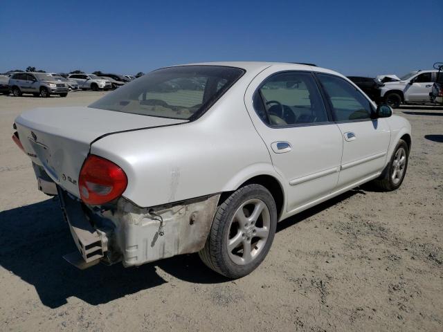 Photo 2 VIN: JN1CA31A3YT031730 - NISSAN MAXIMA GLE 