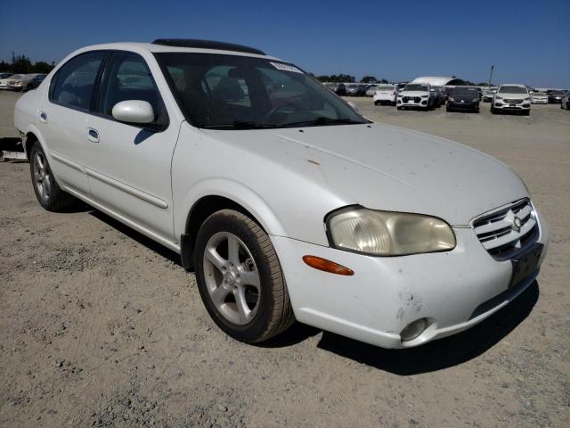 Photo 3 VIN: JN1CA31A3YT031730 - NISSAN MAXIMA GLE 